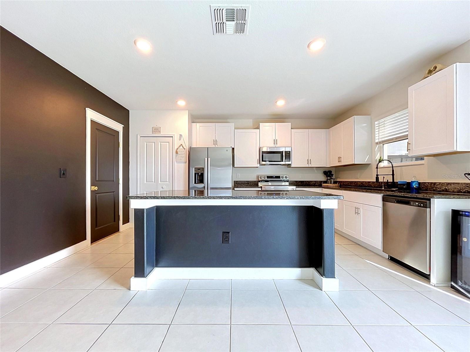 12626 Bergstrom Bay Dr Property Photo 8