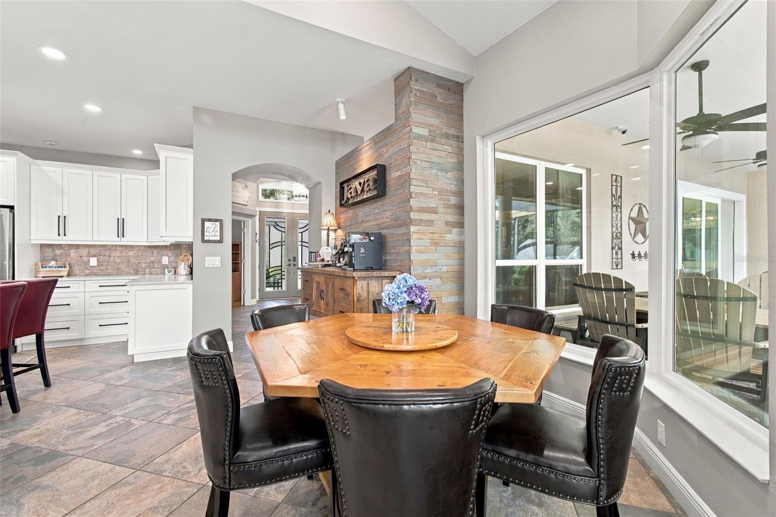 5105 Sylvan Oaks Dr Property Photo 18