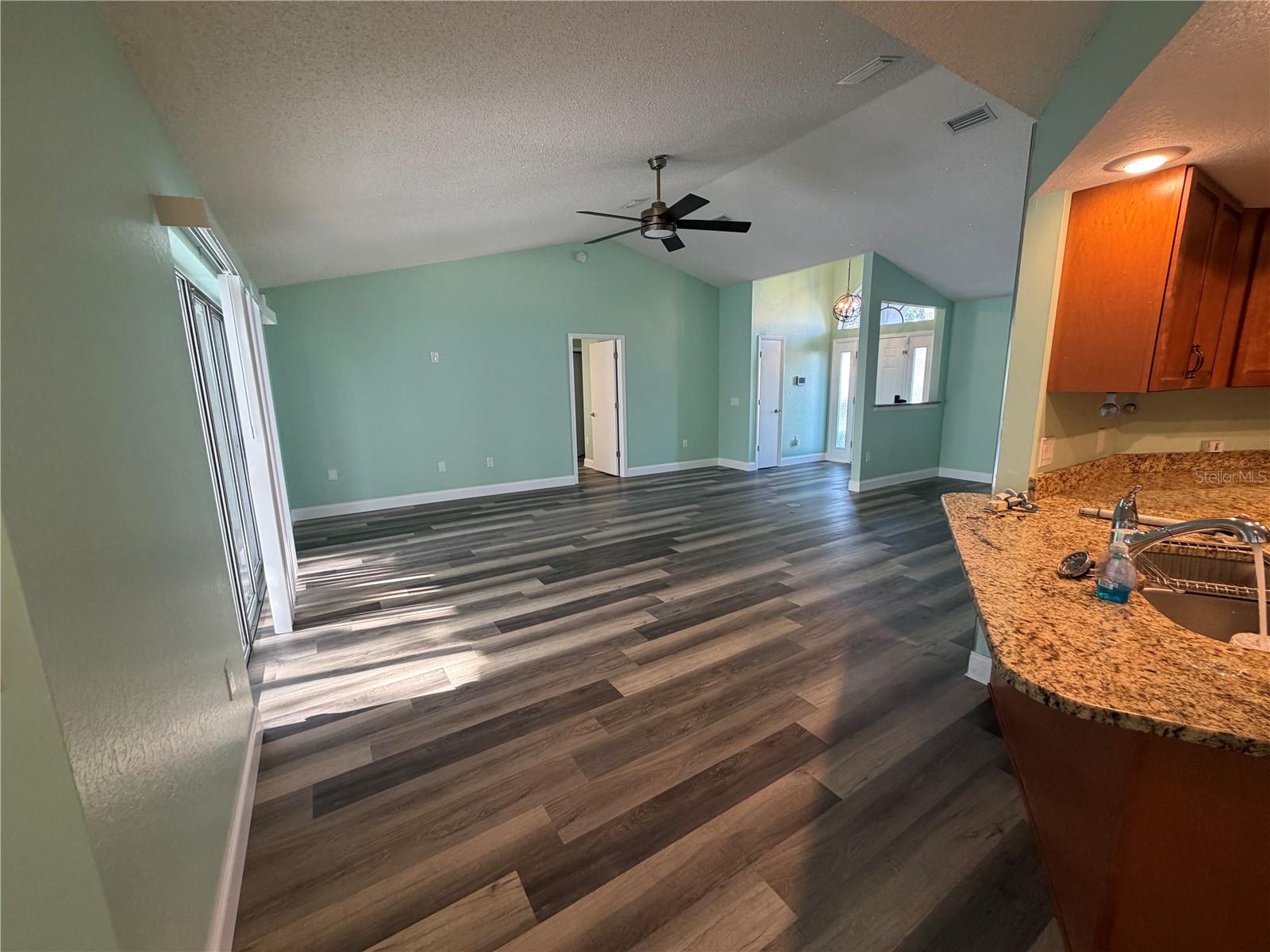 1214 Muscovy Dr Property Photo 26