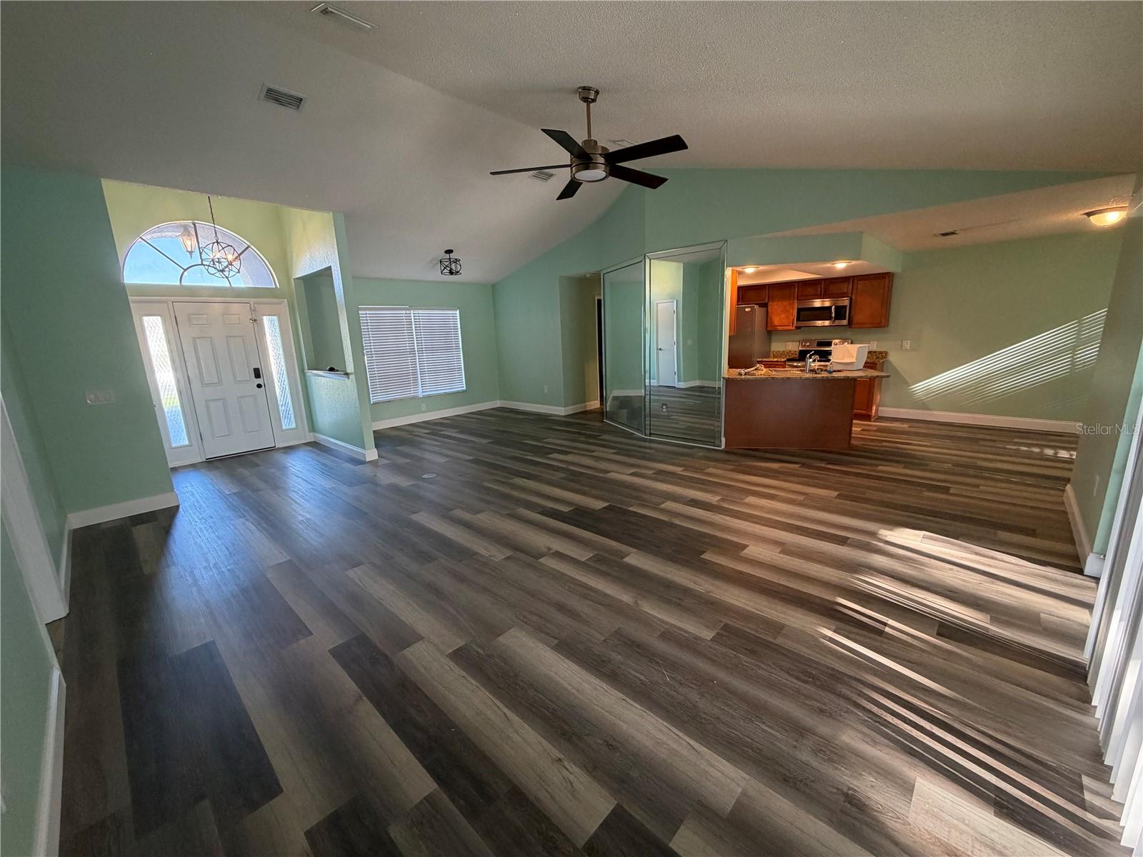 1214 Muscovy Dr Property Photo 28