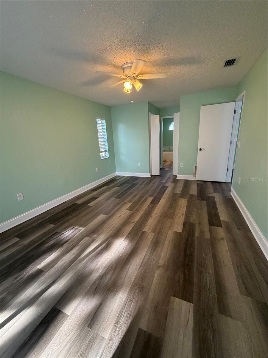 1214 Muscovy Dr Property Photo 31