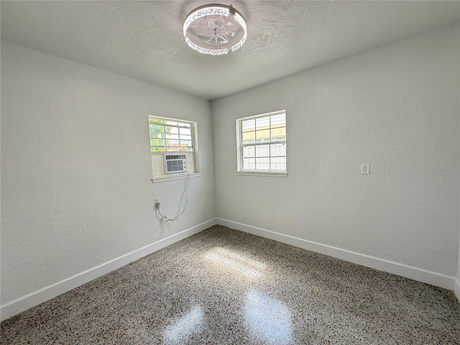119 147th Ave E #b Property Photo 7
