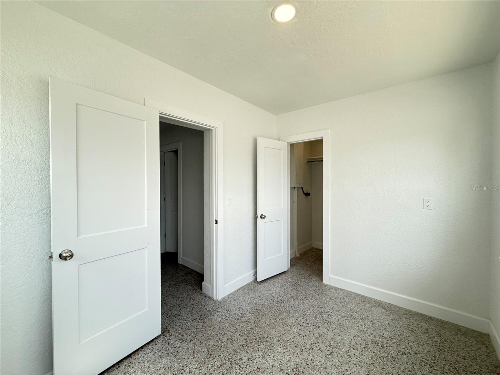 119 147th Ave E #b Property Photo 11