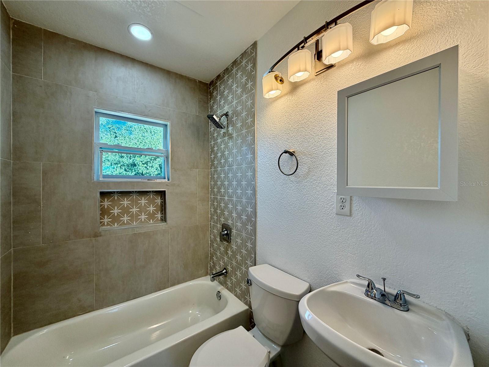 3827 2nd Ave N Property Photo 10