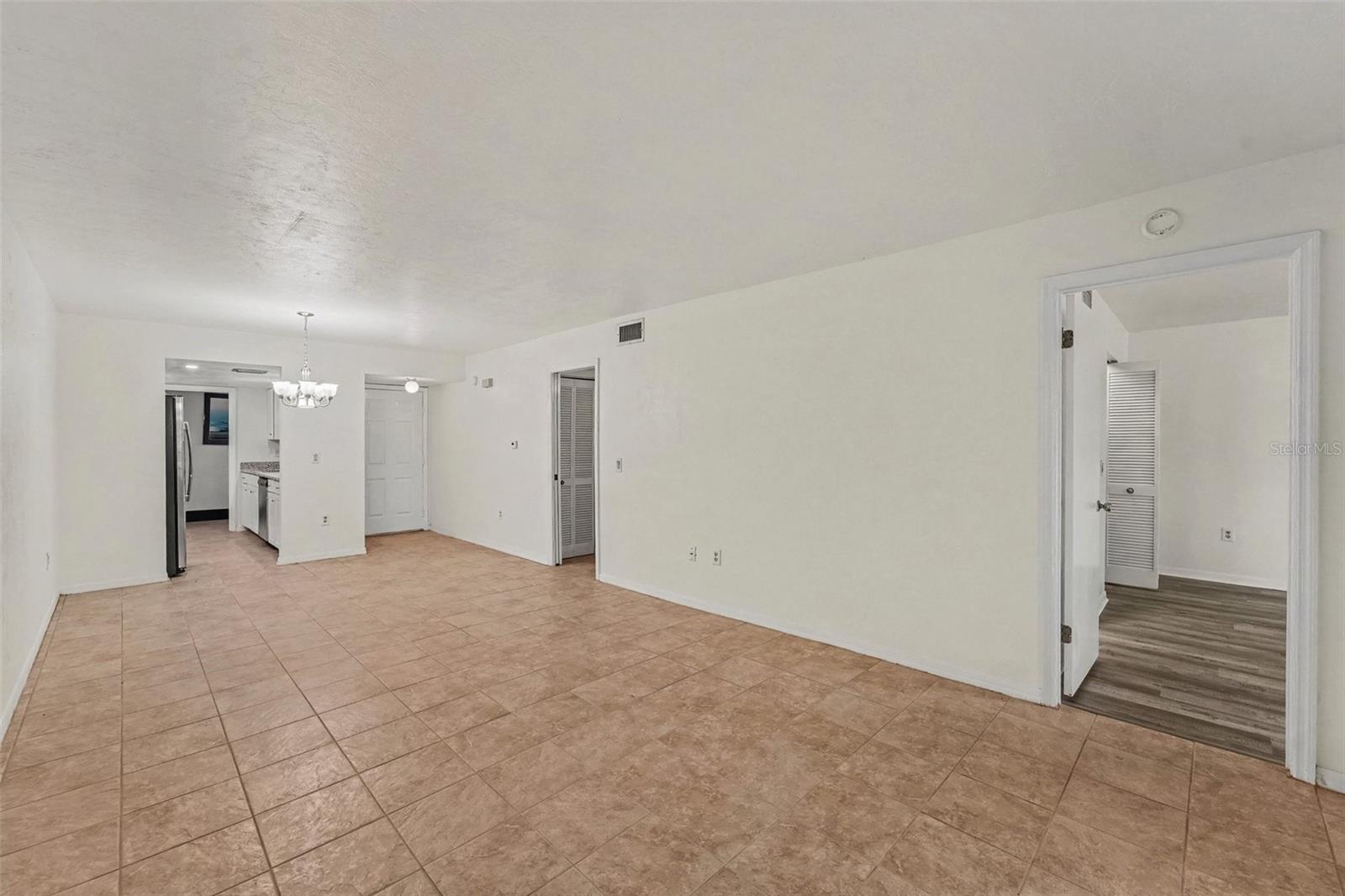 175 E Hartford St #5a Property Photo 8