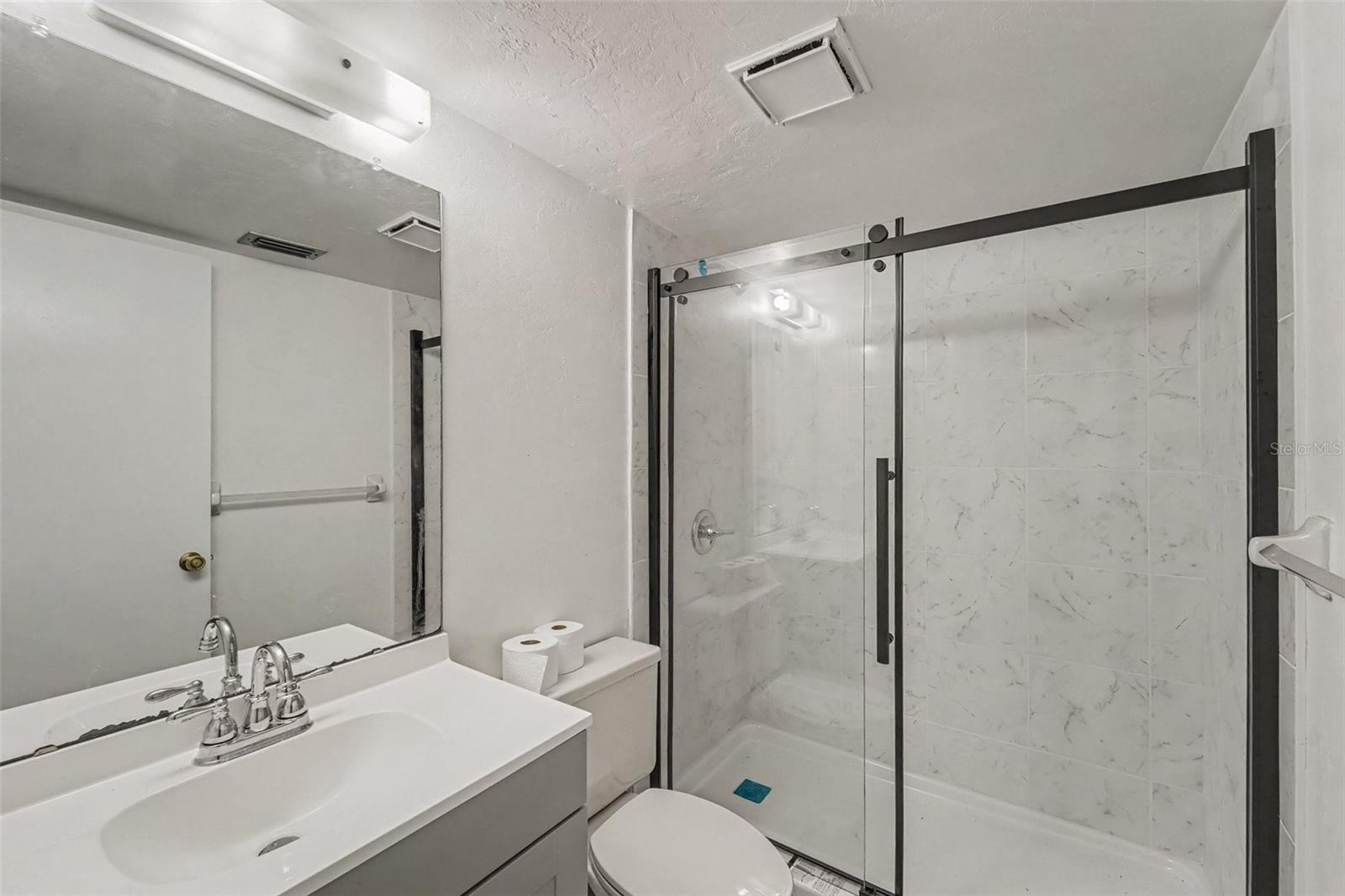 175 E Hartford St #5a Property Photo 11