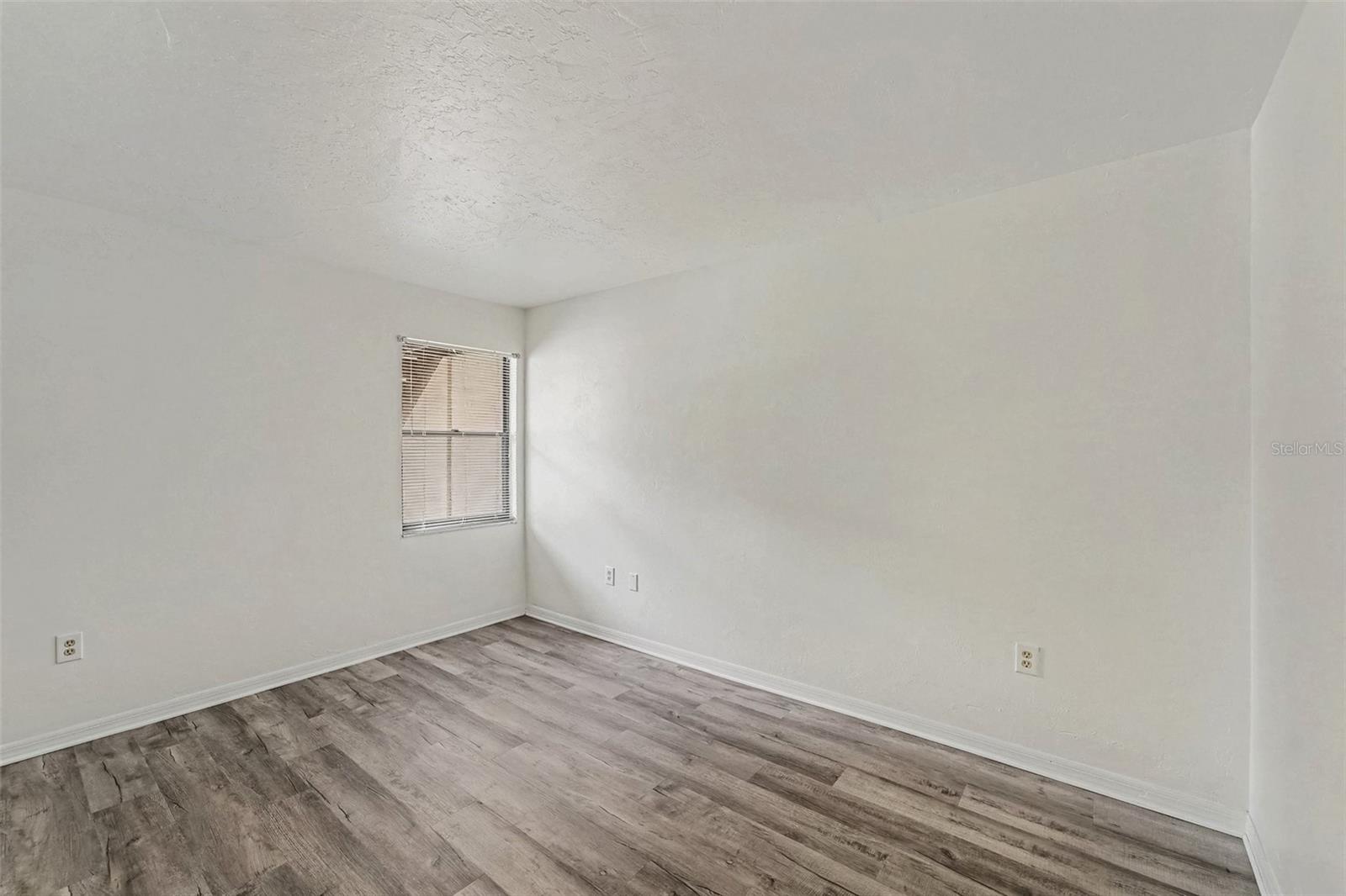 175 E Hartford St #5a Property Photo 13