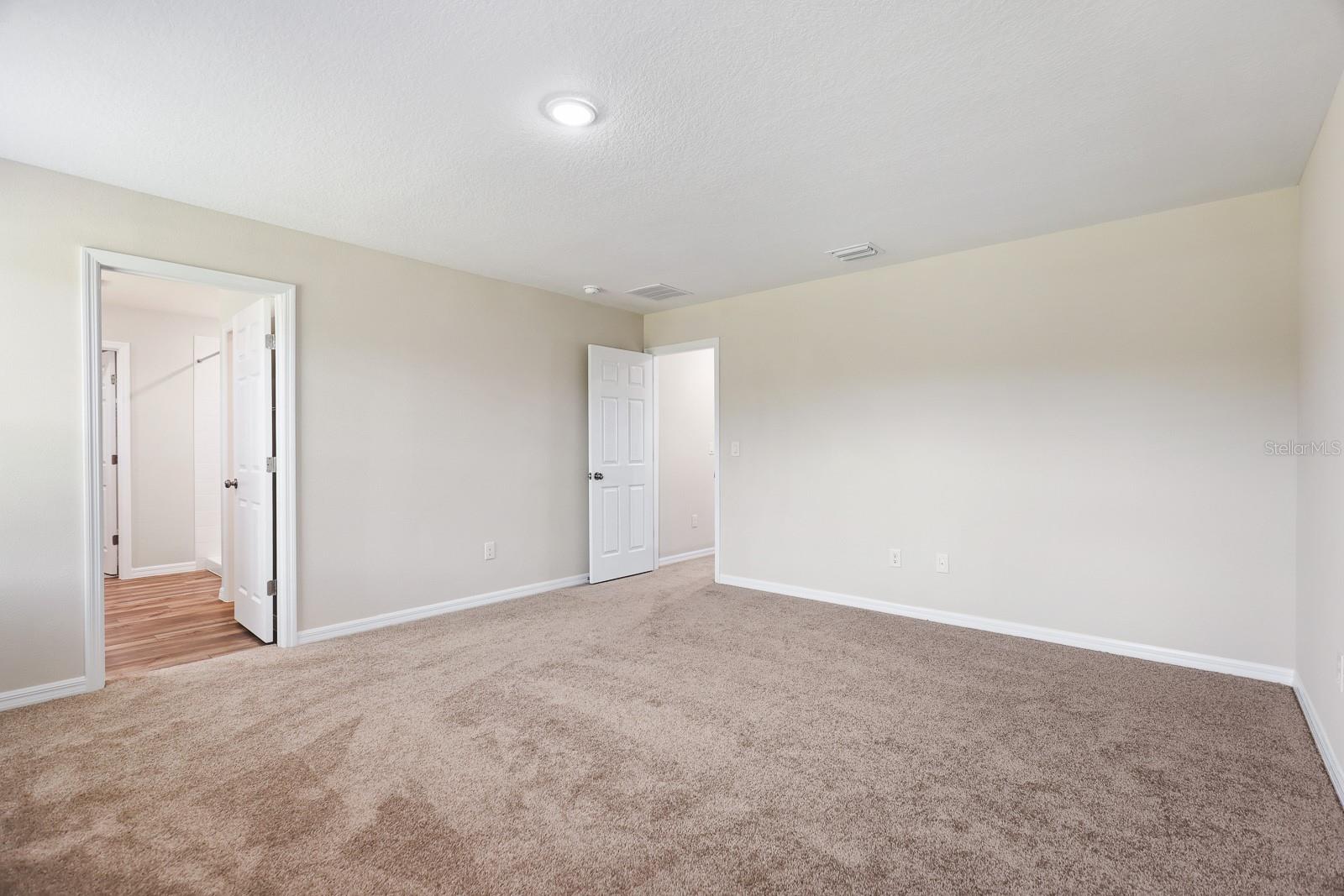 13034 Wellspring Dr Property Photo 4