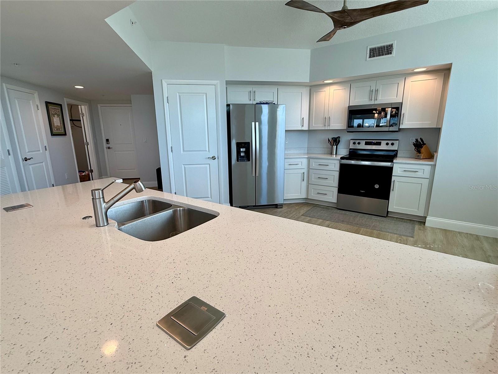 960 Starkey Rd #10501 Property Photo 3