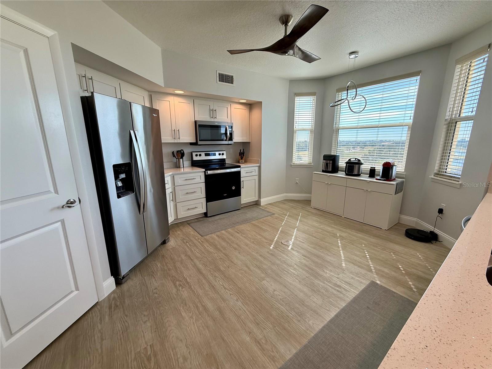 960 Starkey Rd #10501 Property Photo 4