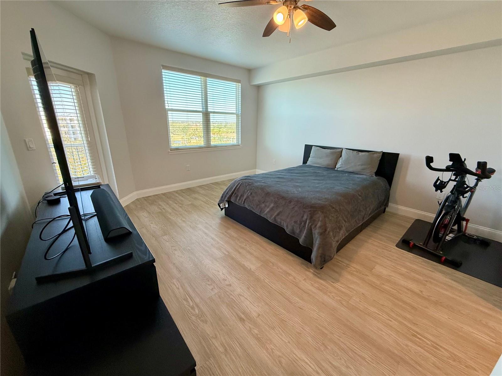 960 Starkey Rd #10501 Property Photo 8
