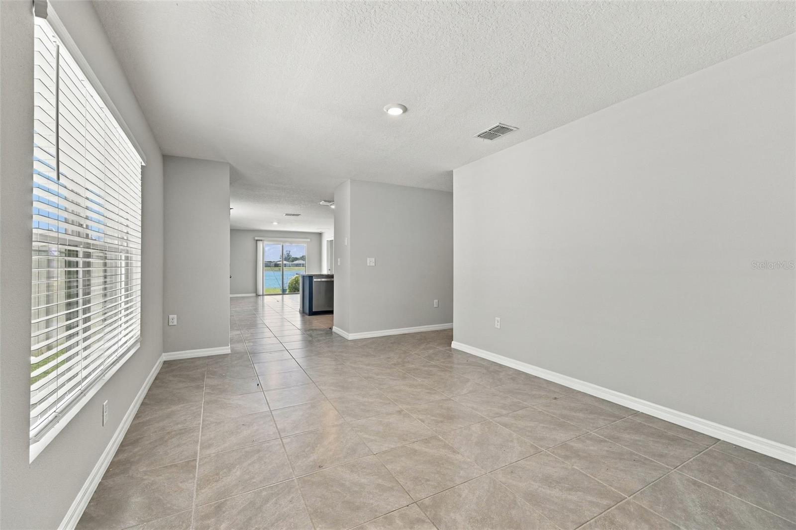 1172 7th Ave Nw Property Photo 5