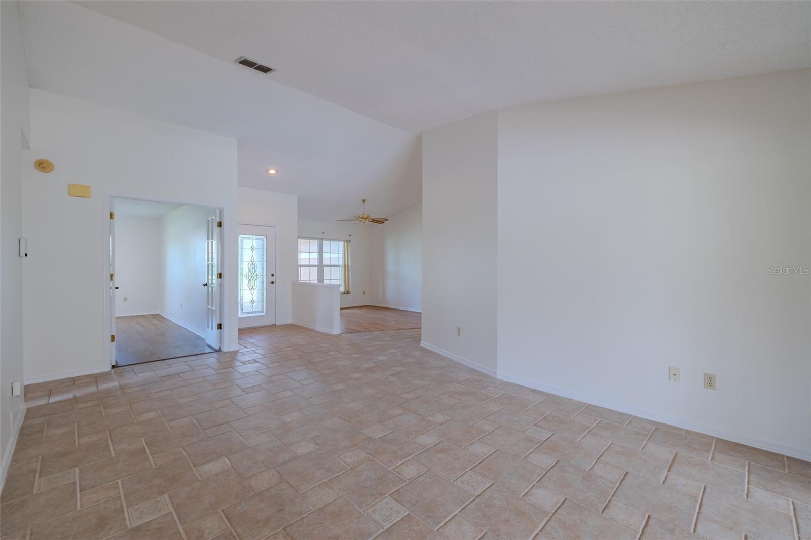 1409 Holleman Property Photo 9