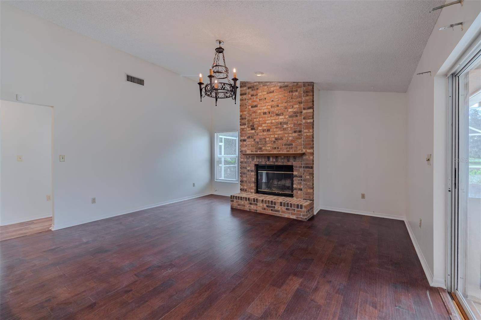1409 Holleman Property Photo 24