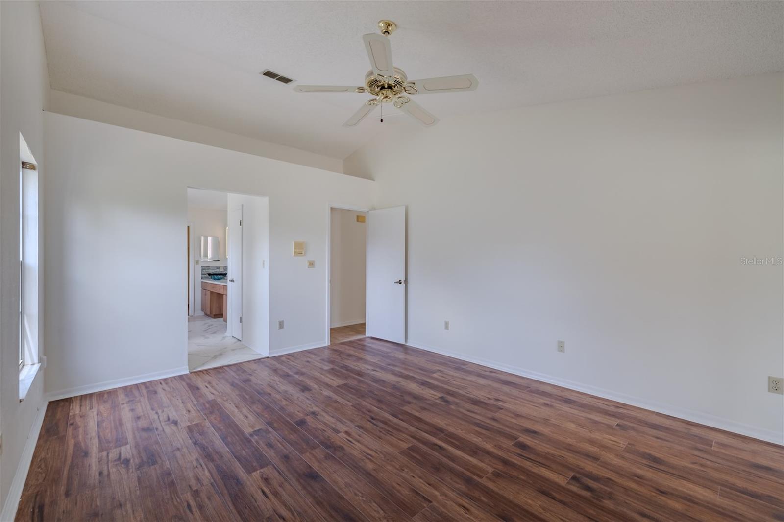 1409 Holleman Property Photo 27