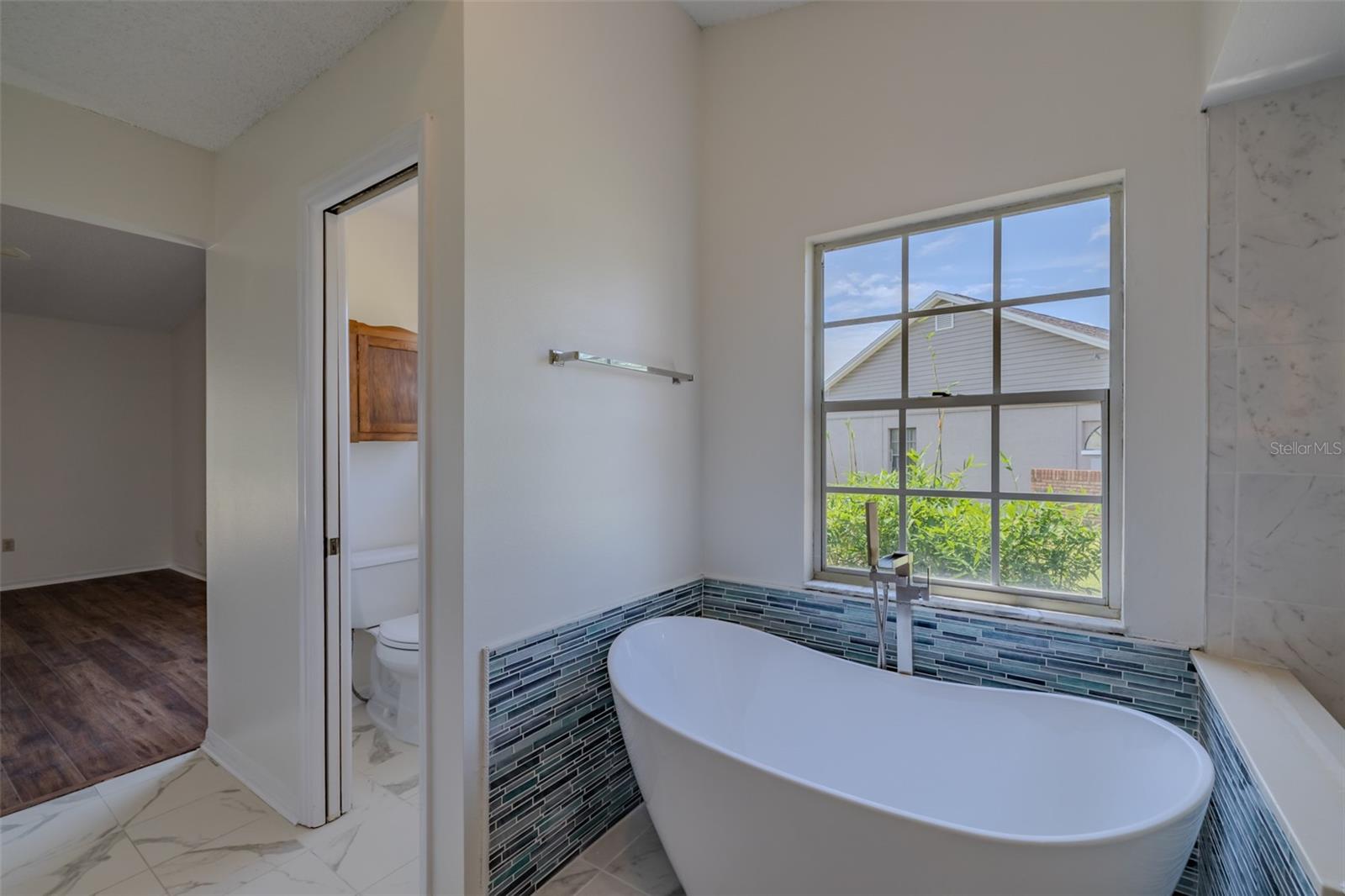 1409 Holleman Property Photo 30