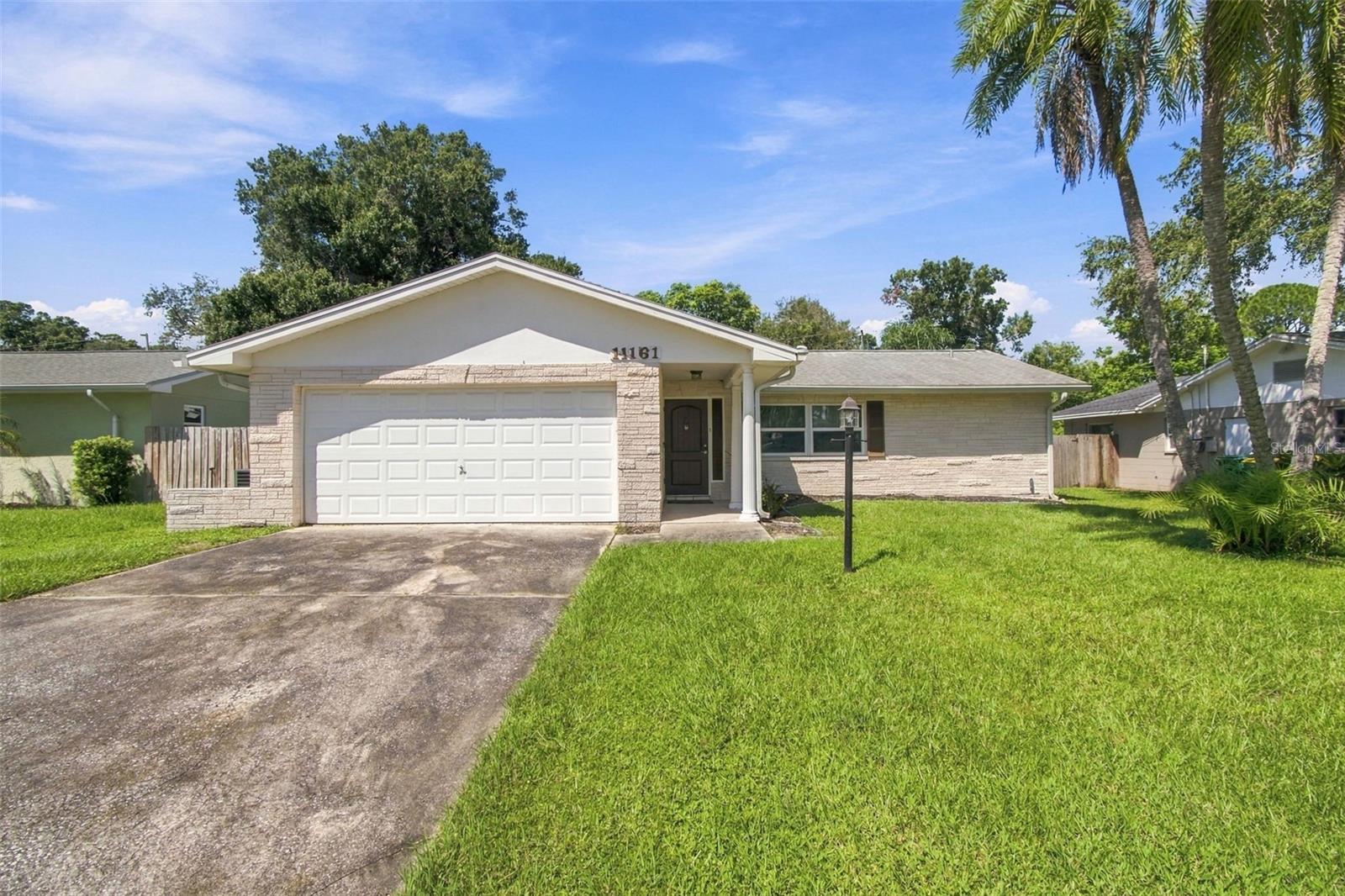 11161 105th Ave Property Photo 2