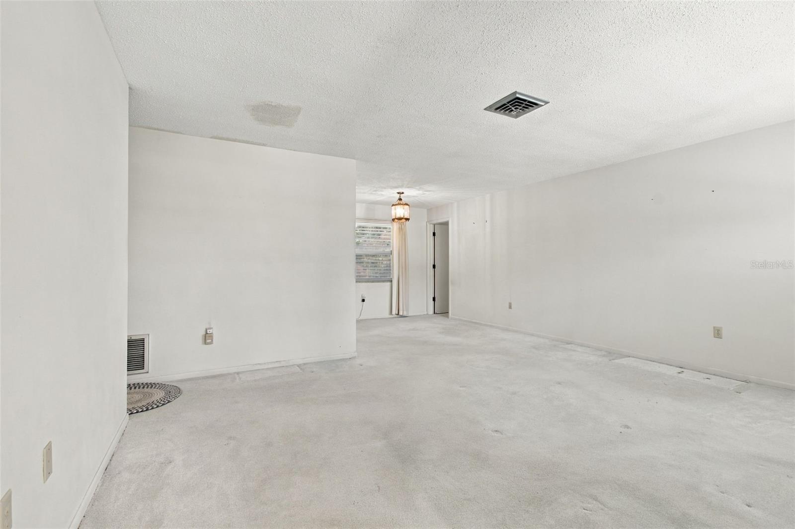 11161 105th Ave Property Photo 7