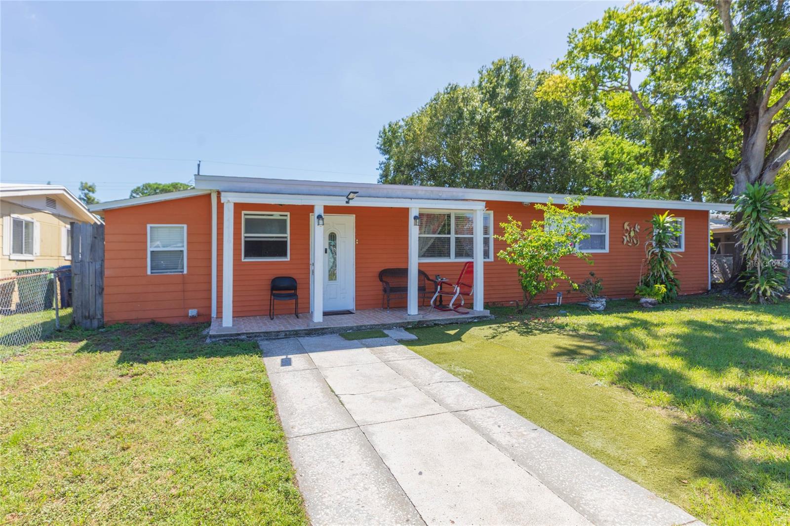 4416 W Trilby Ave Property Photo 1