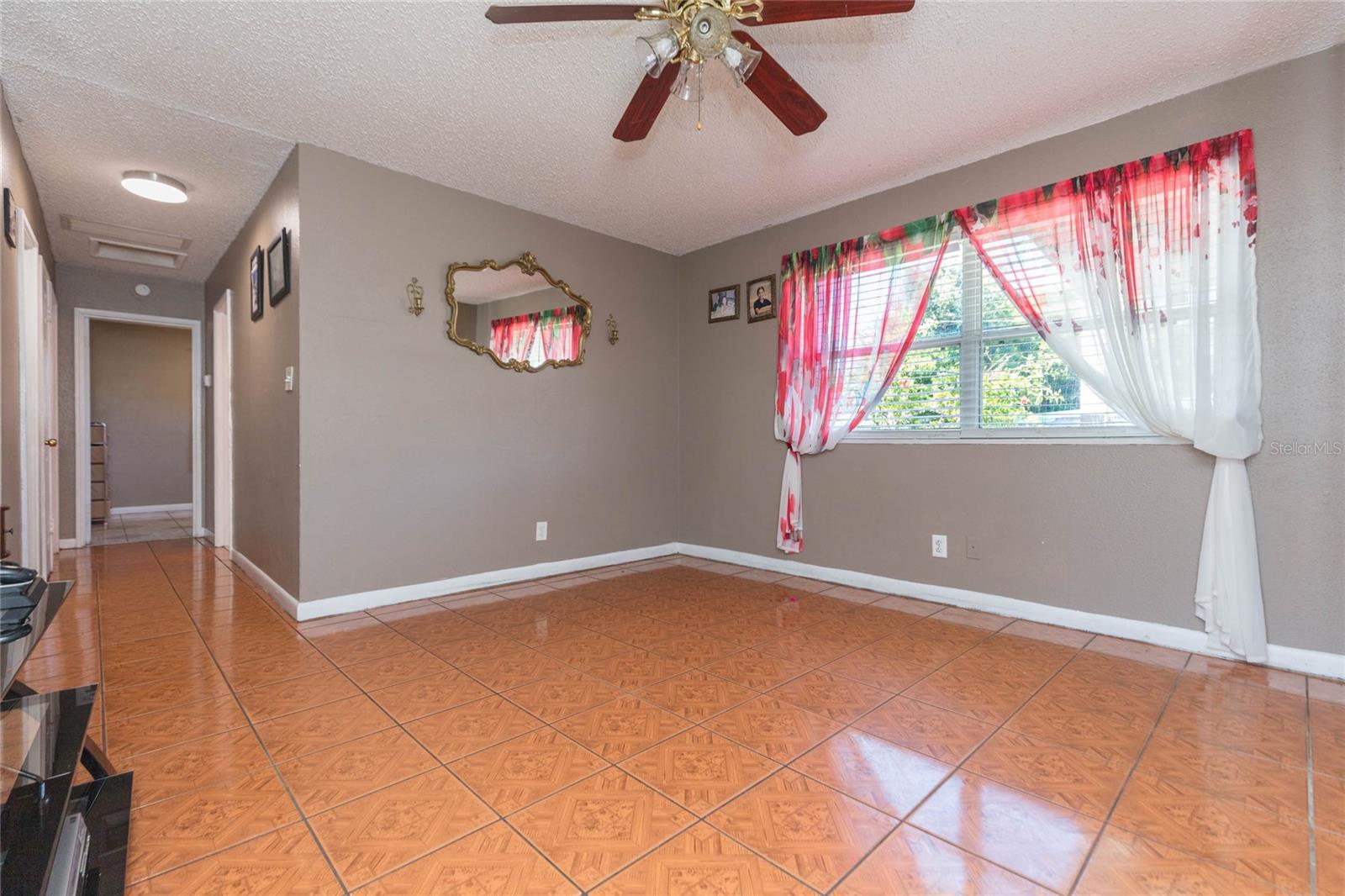 4416 W Trilby Ave Property Photo 12