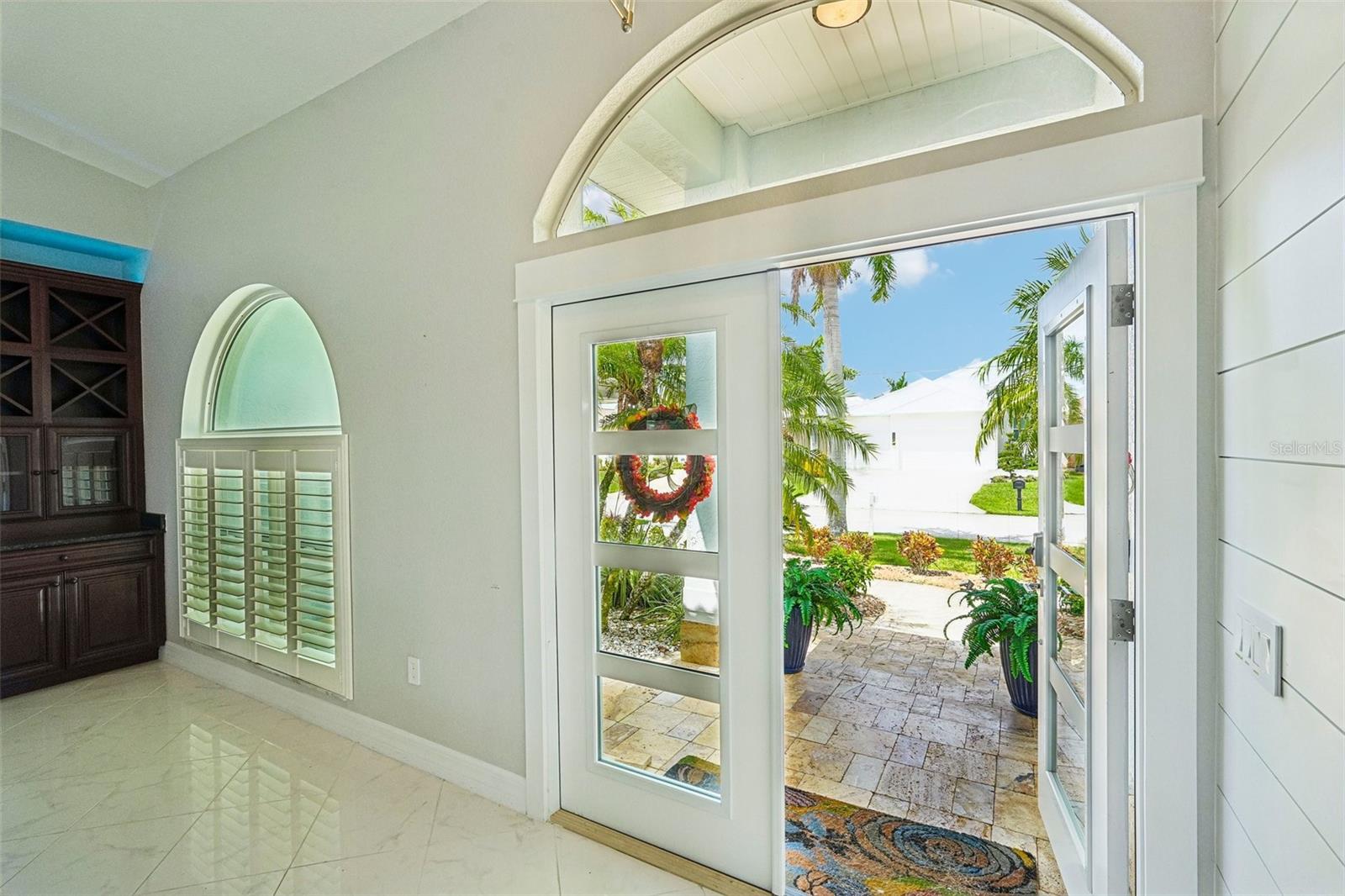 1217 Sea Breeze Ct Property Photo 10