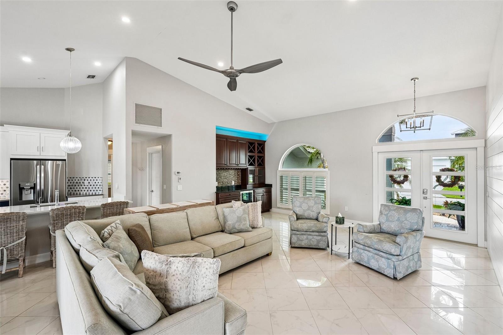 1217 Sea Breeze Ct Property Photo 13