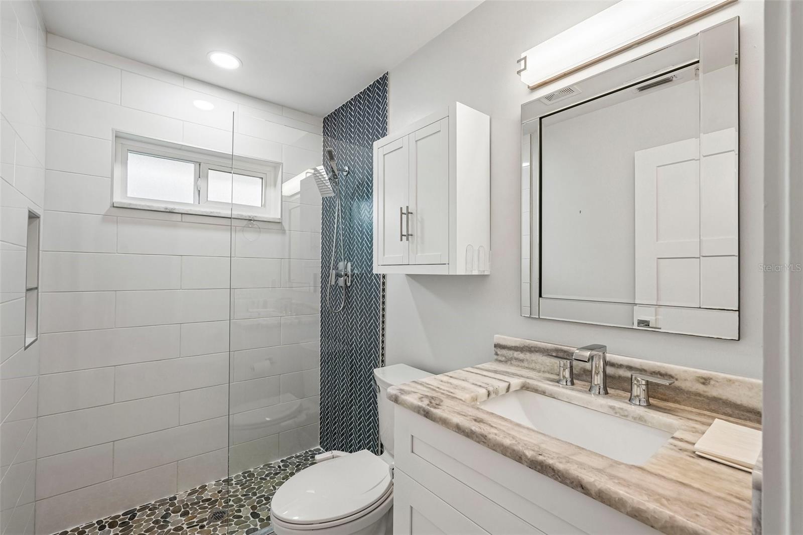 1217 Sea Breeze Ct Property Photo 25
