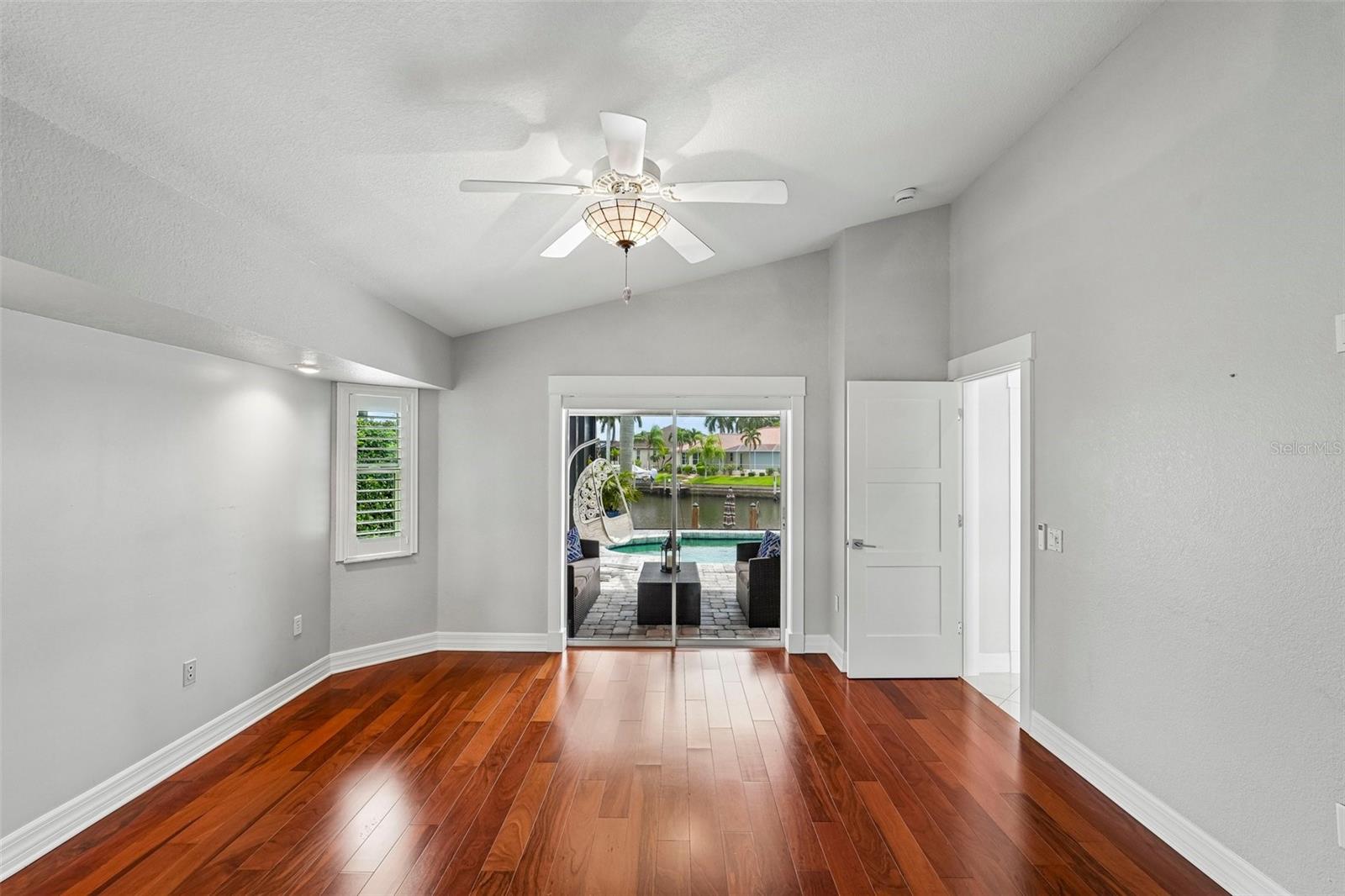 1217 Sea Breeze Ct Property Photo 30