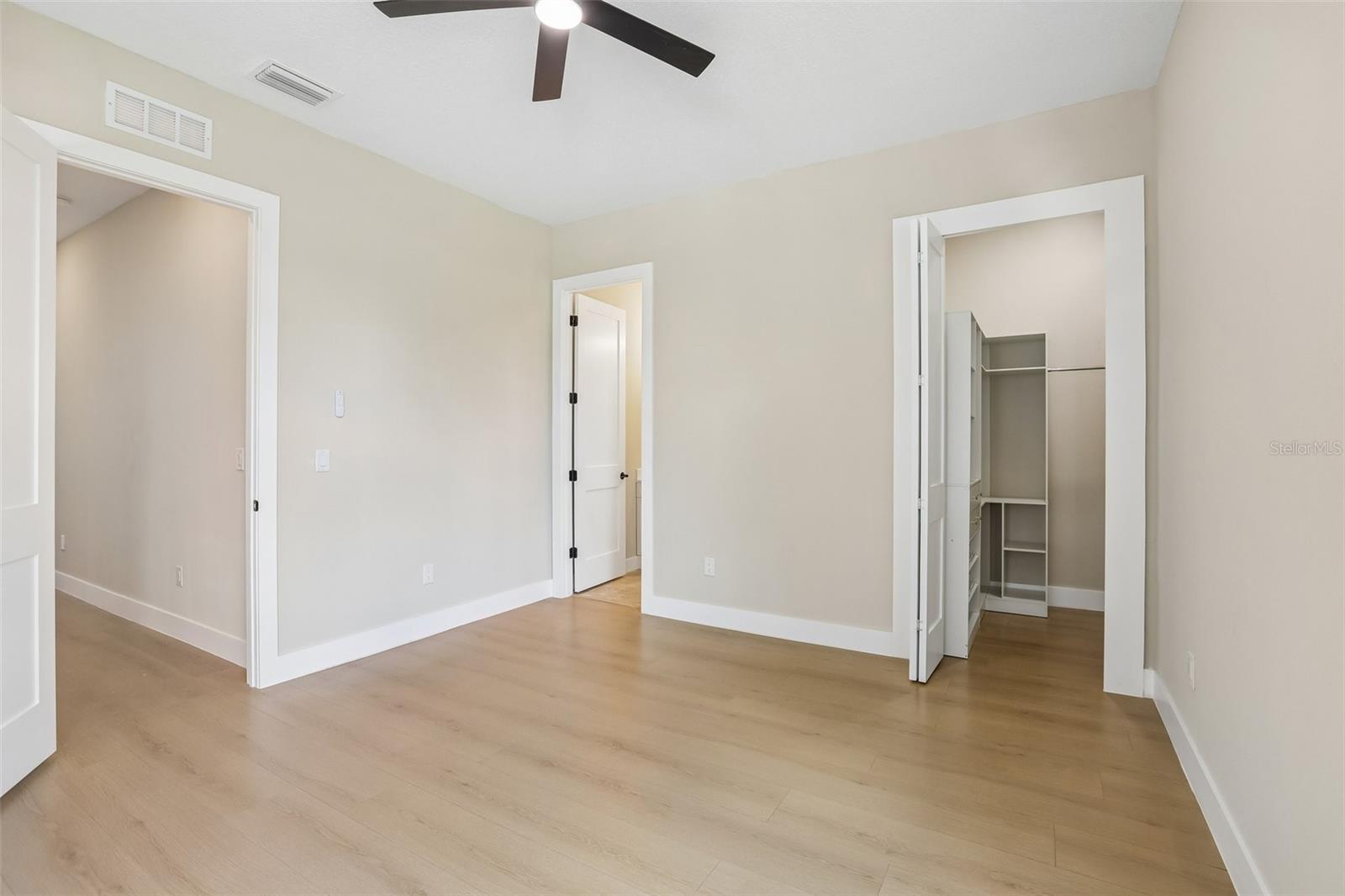 806 Lamont Pl Property Photo 31