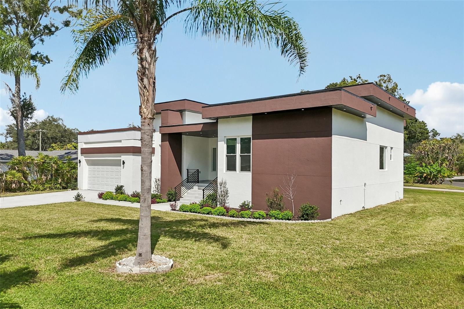 806 Lamont Pl Property Photo 48
