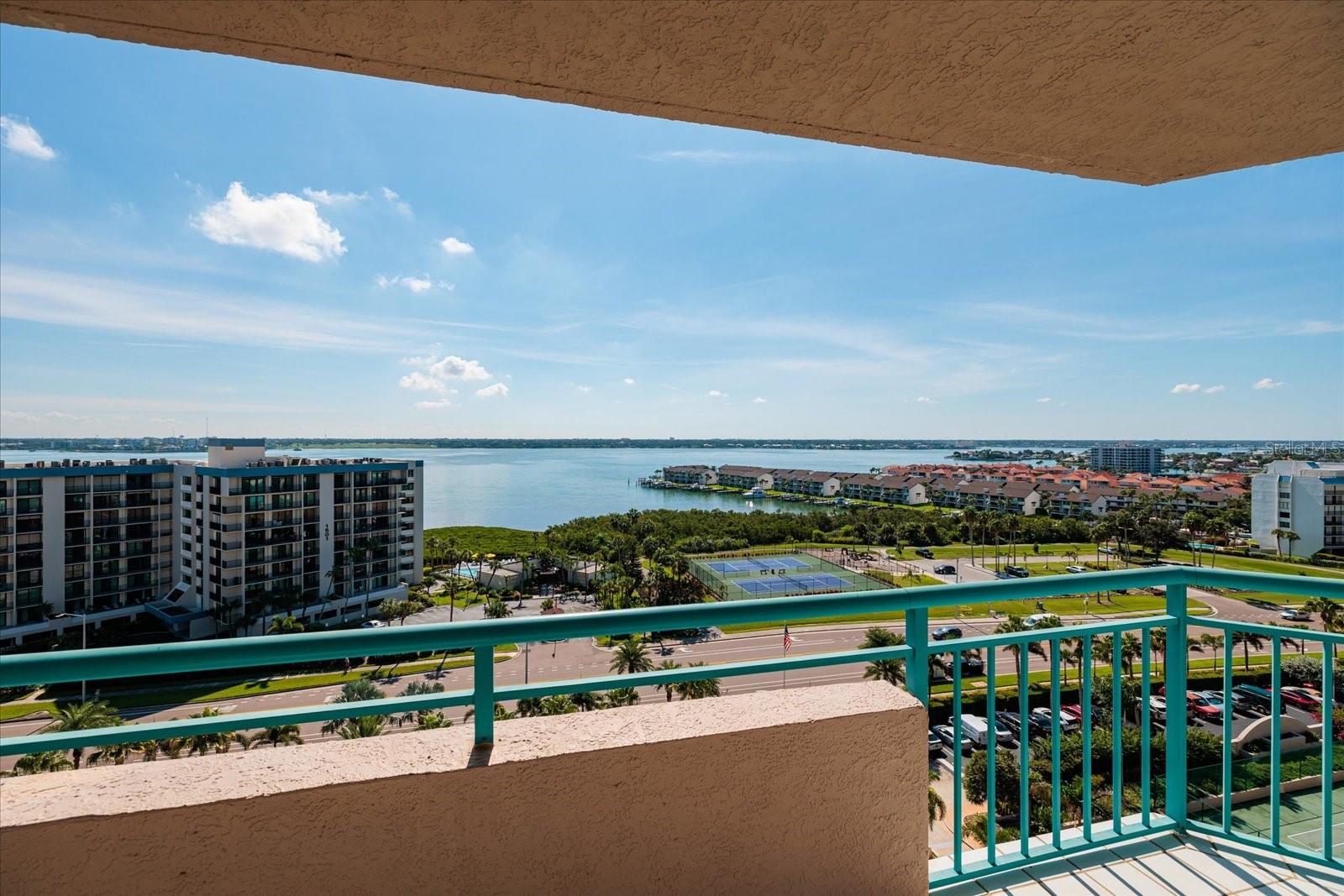 1520 Gulf Blvd #1107 Property Photo 23