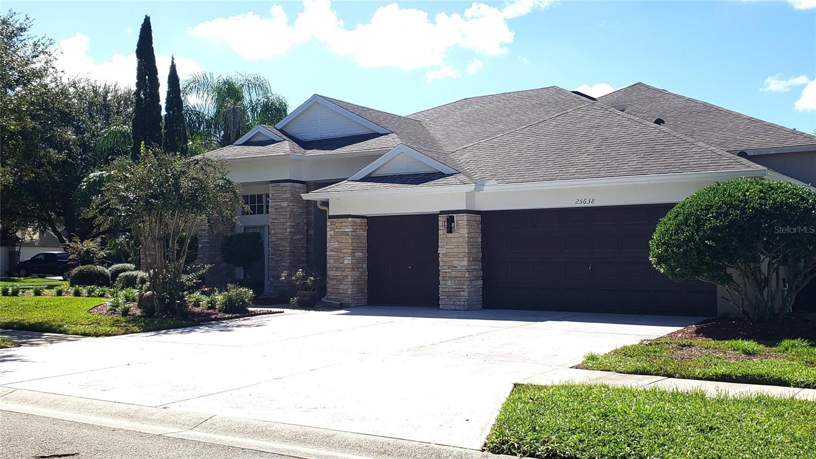25638 Ferdinand Ct Property Photo 2