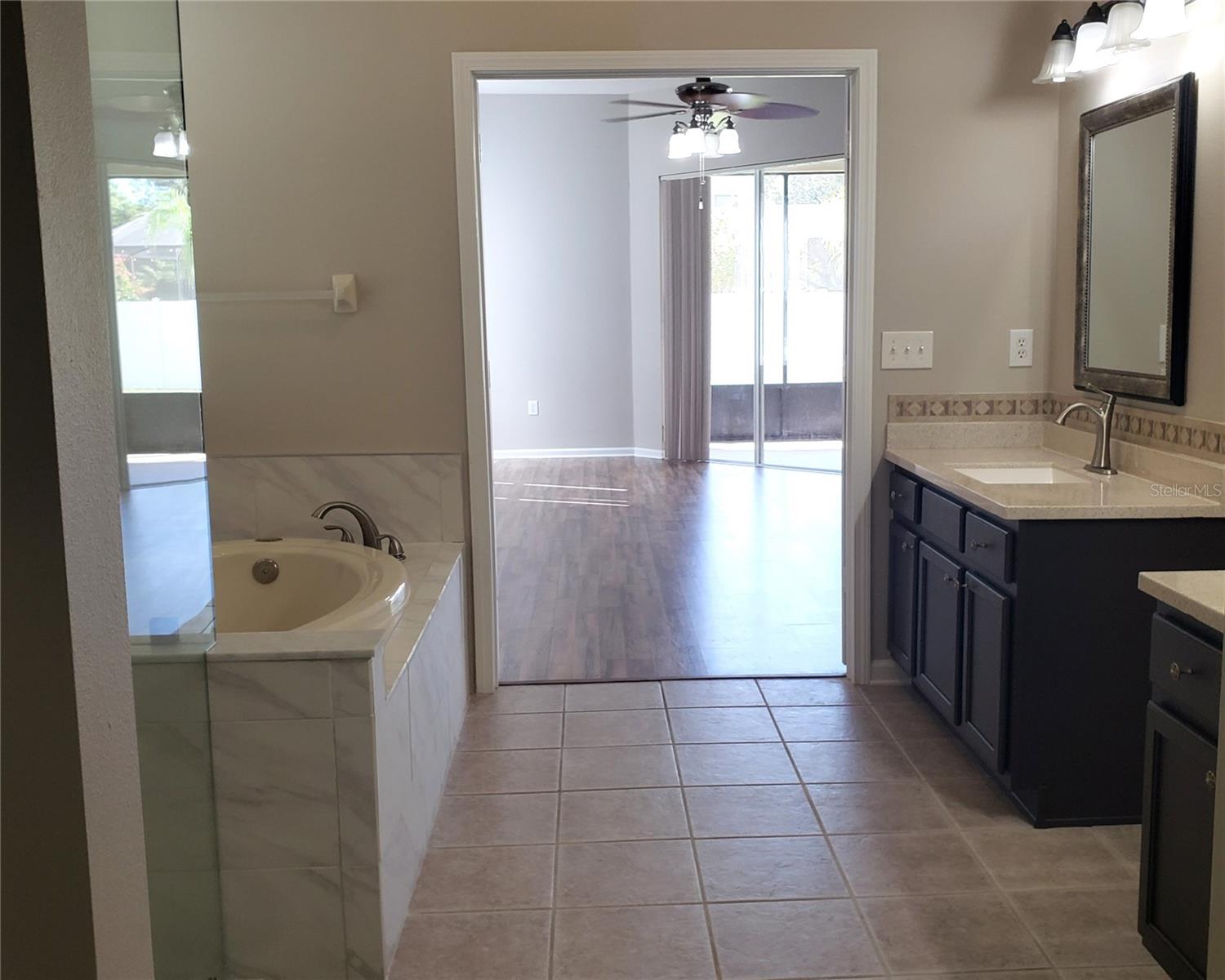 25638 Ferdinand Ct Property Photo 28