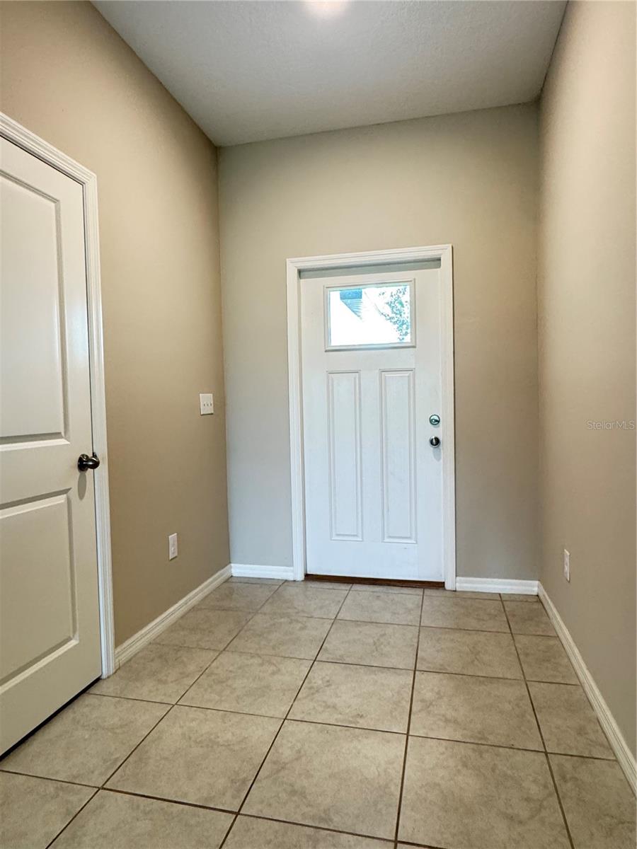 3590 Bellmeade Ct Property Photo 4