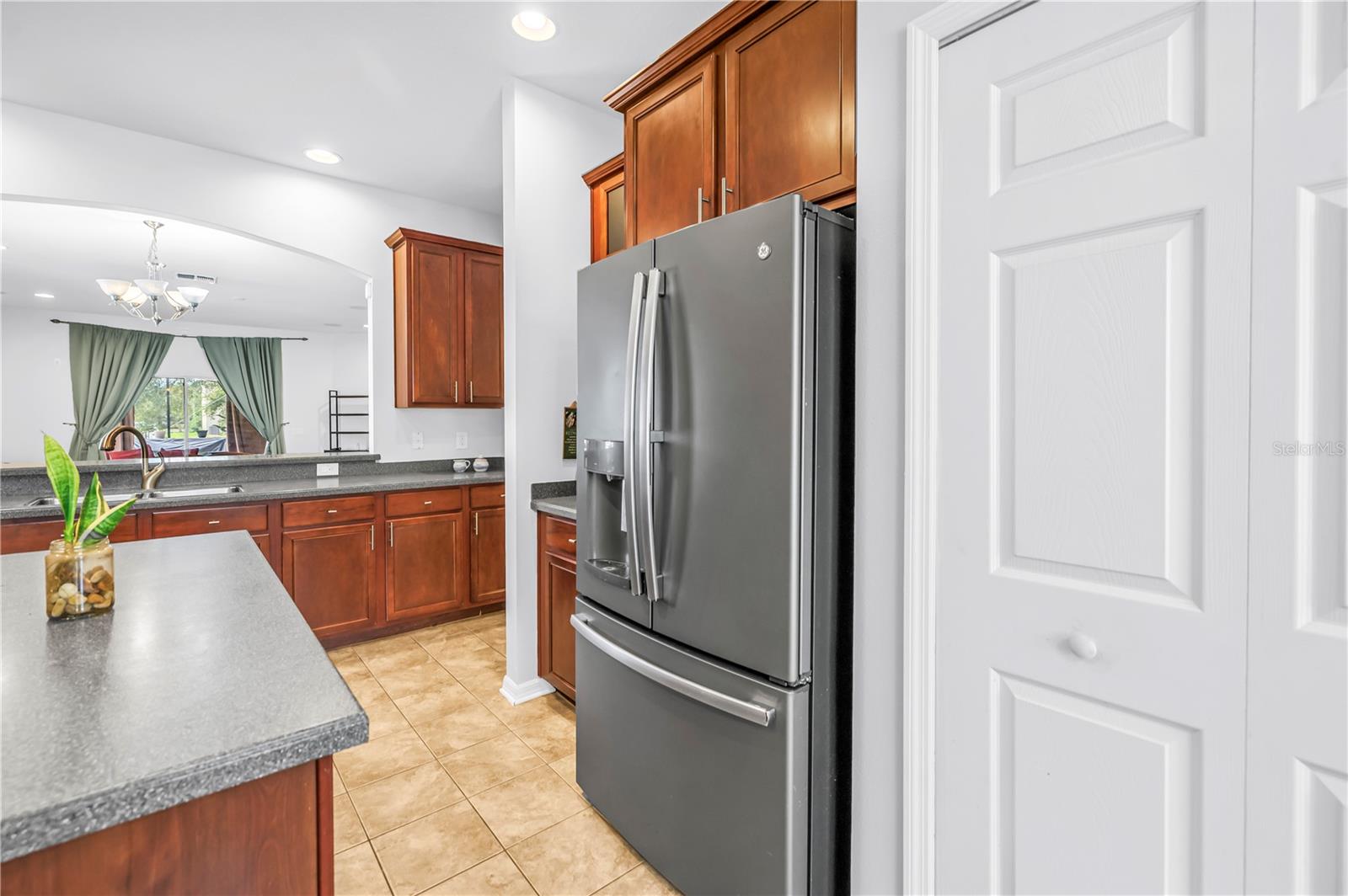 7717 Tangle Brook Blvd Property Photo 6