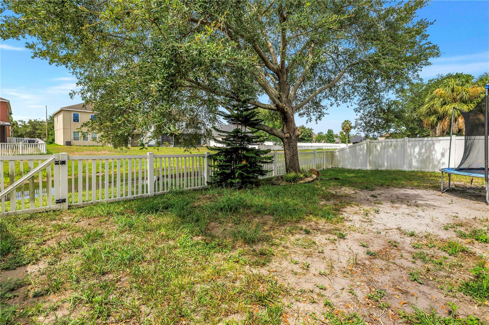 7717 Tangle Brook Blvd Property Photo 24