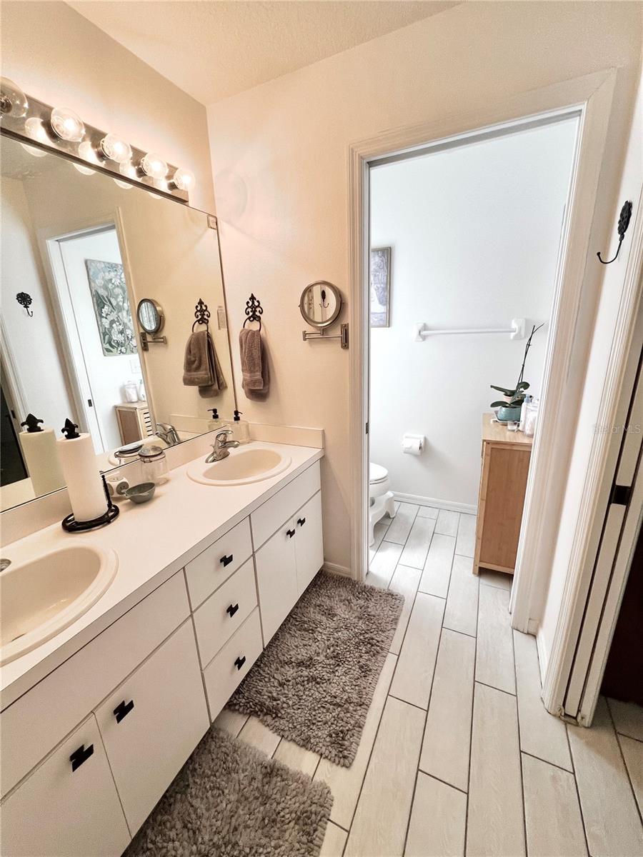 32215 Fish Hook Loop Property Photo 8