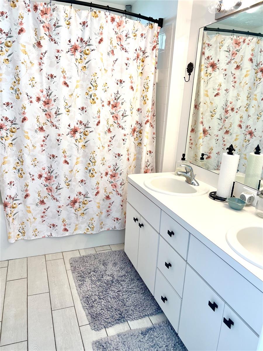 32215 Fish Hook Loop Property Photo 9