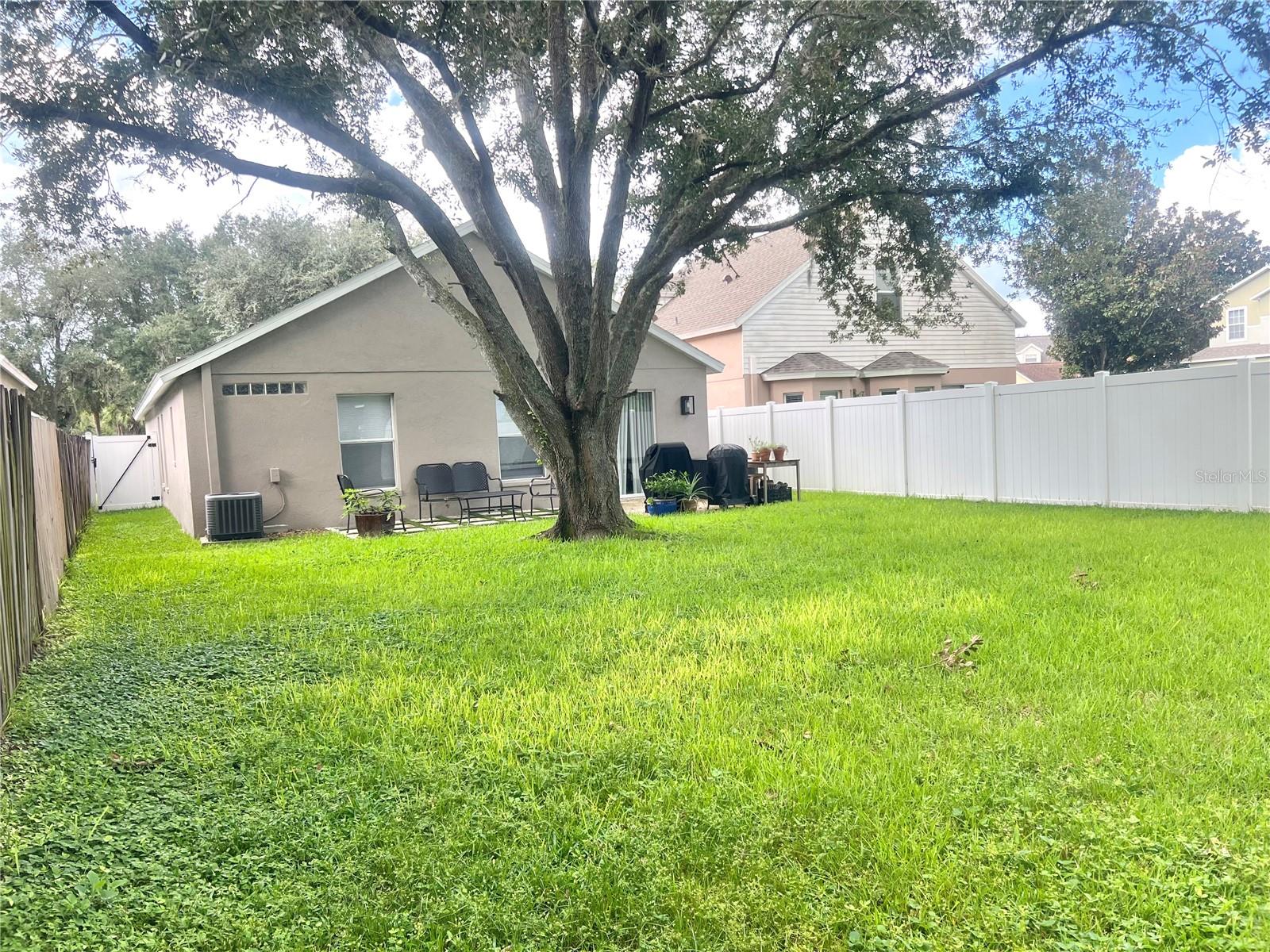 32215 Fish Hook Loop Property Photo 13