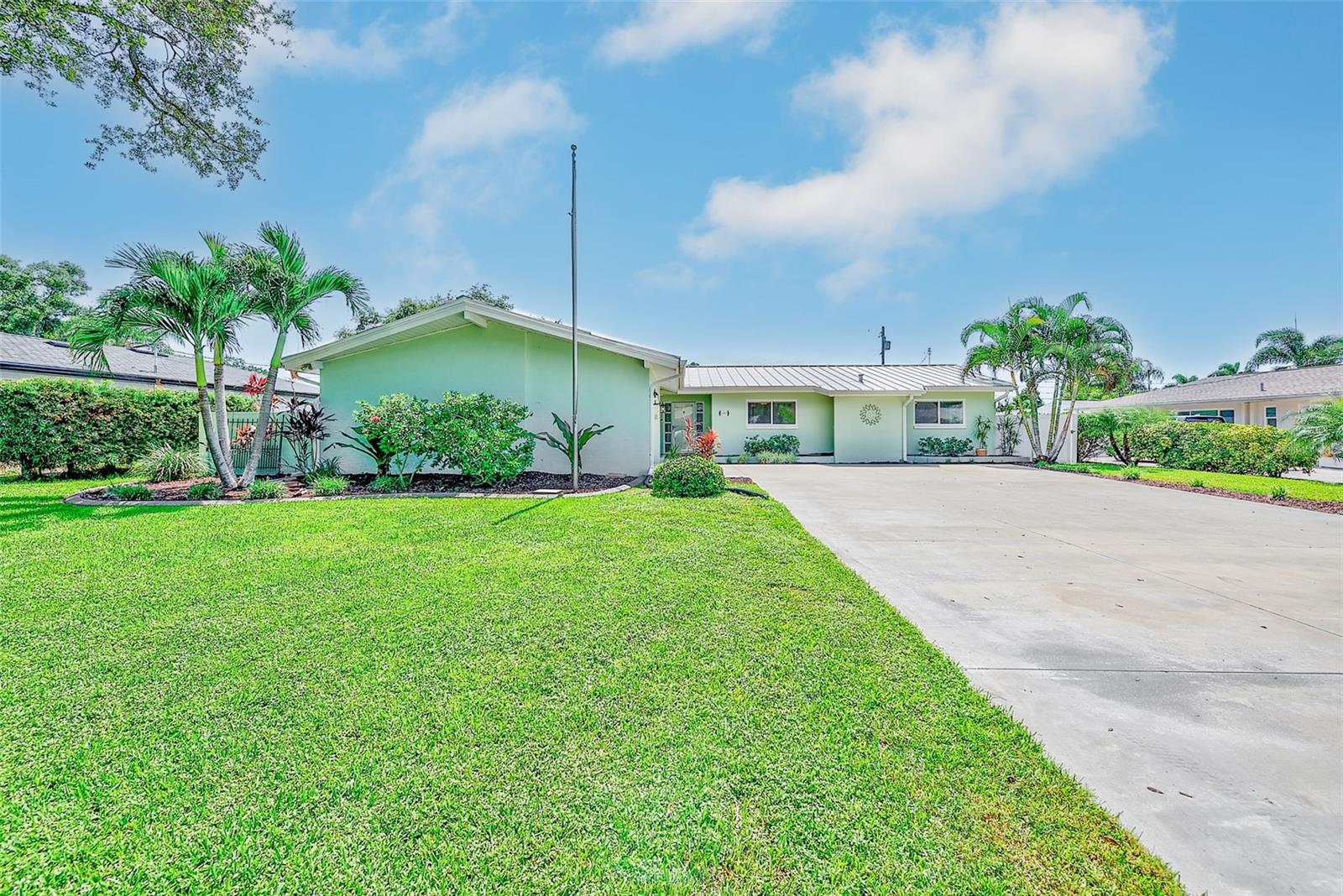 809 Jacaranda Dr Property Photo 38