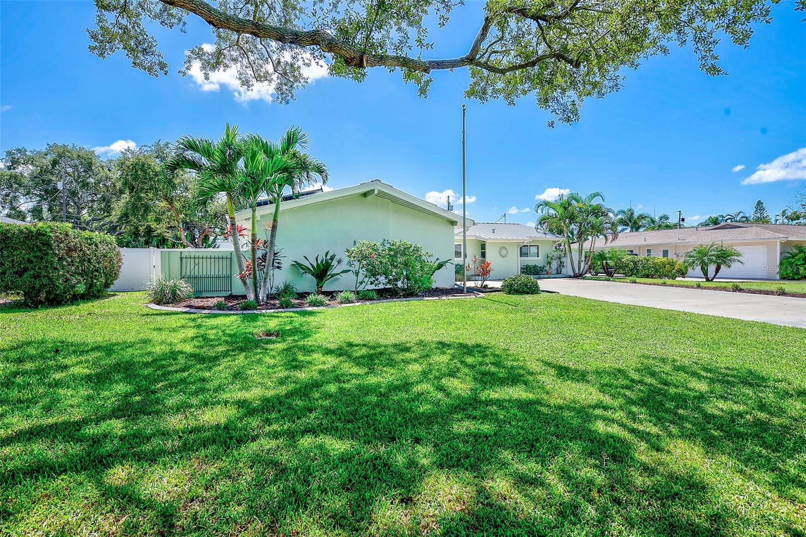 809 Jacaranda Dr Property Photo 39