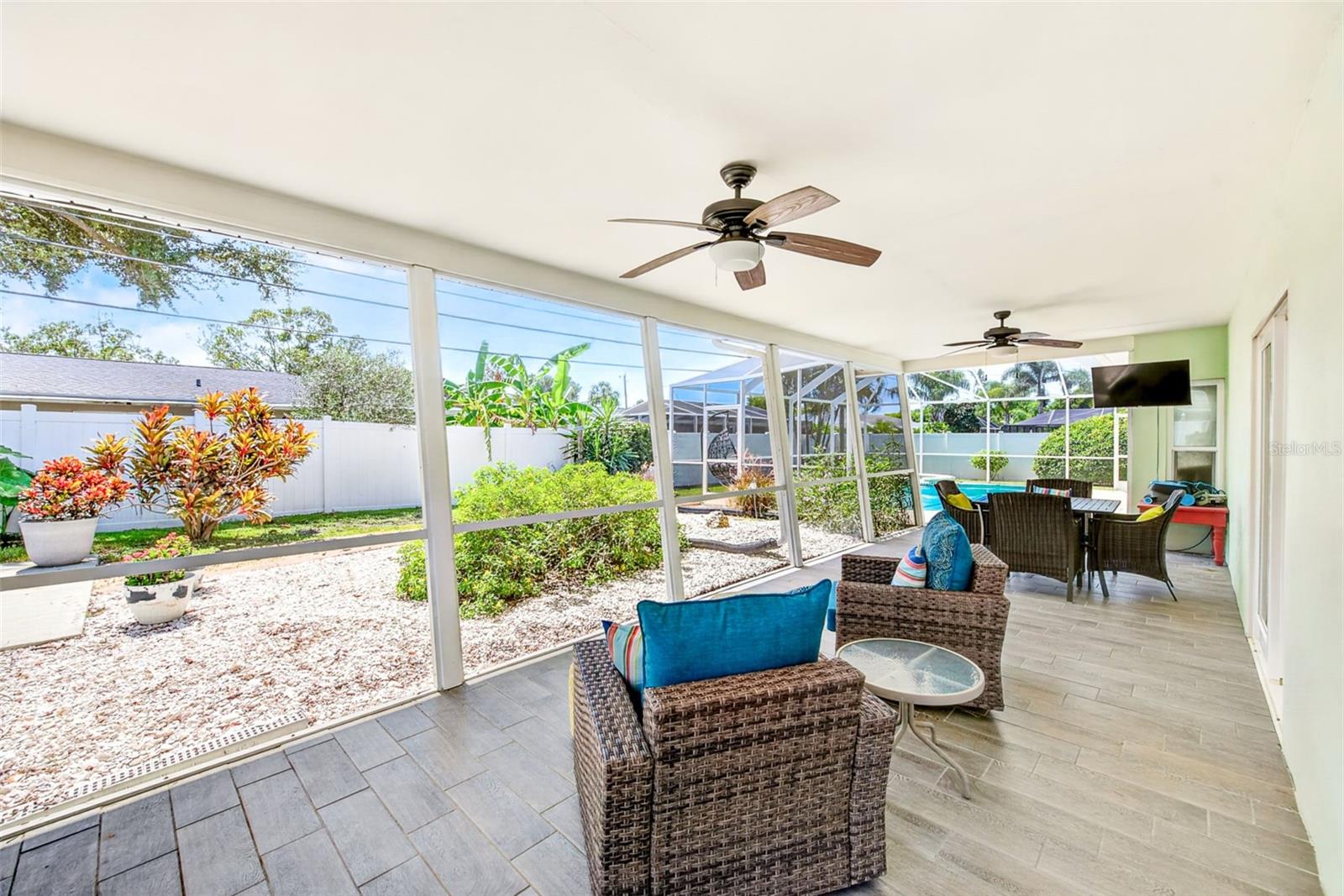 809 Jacaranda Dr Property Photo 45