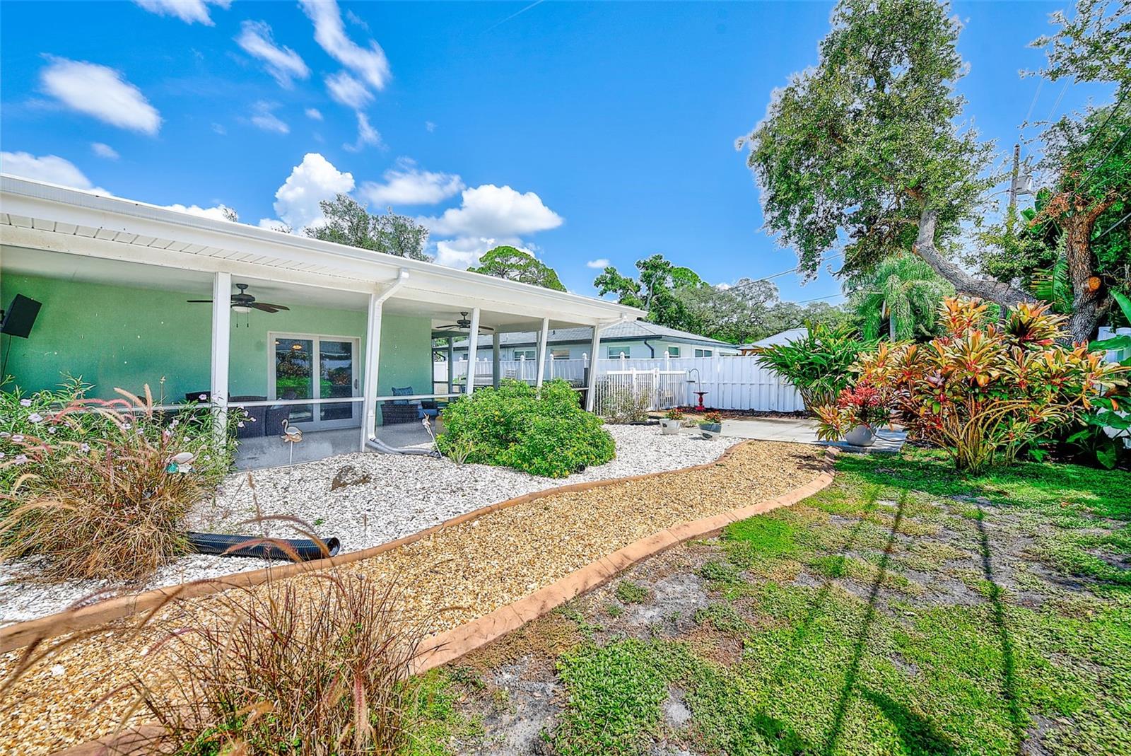 809 Jacaranda Dr Property Photo 49