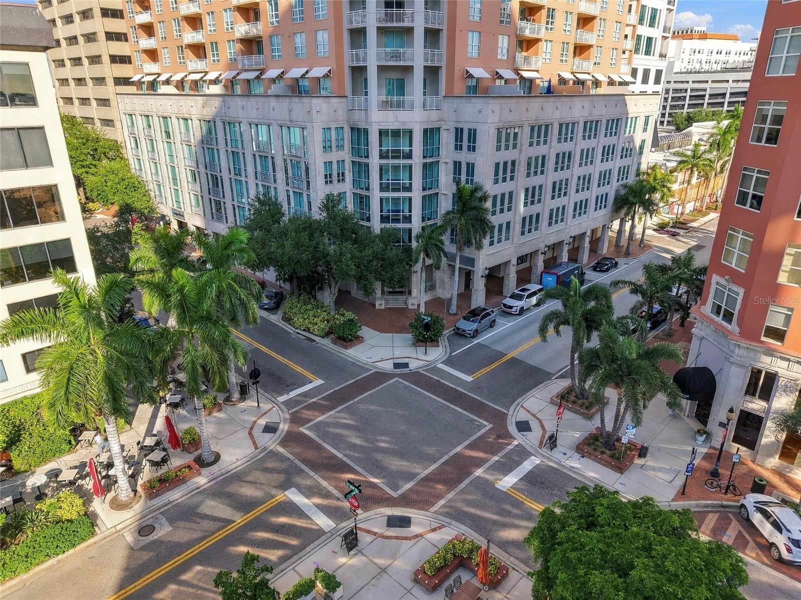 707 S Gulfstream Ave #1006 Property Photo 12