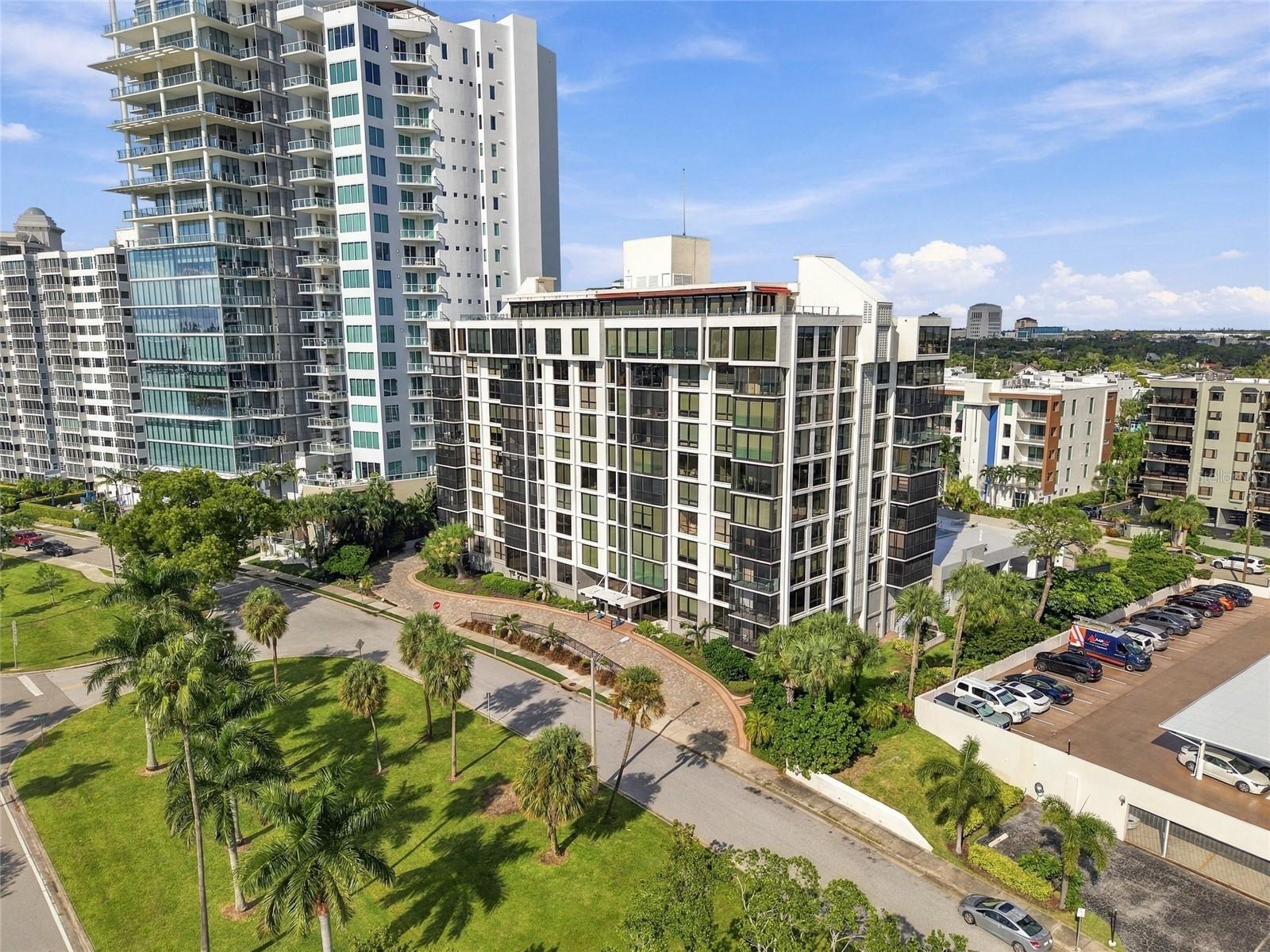 707 S Gulfstream Ave #1006 Property Photo 53