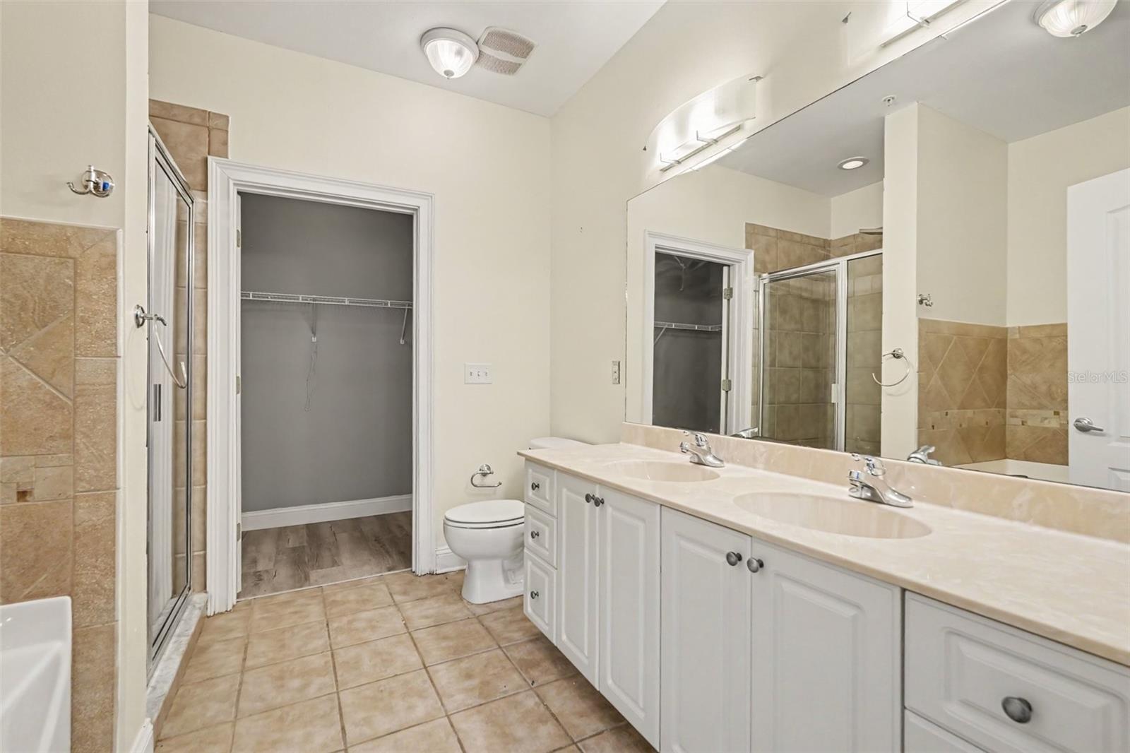 6301 Sunset Bay Cir Property Photo 15