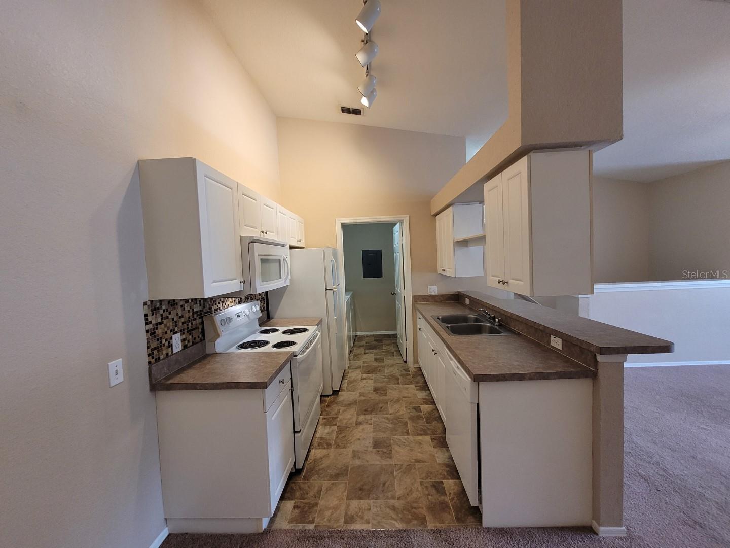 36101 Deer Creek Dr #201 Property Photo 10