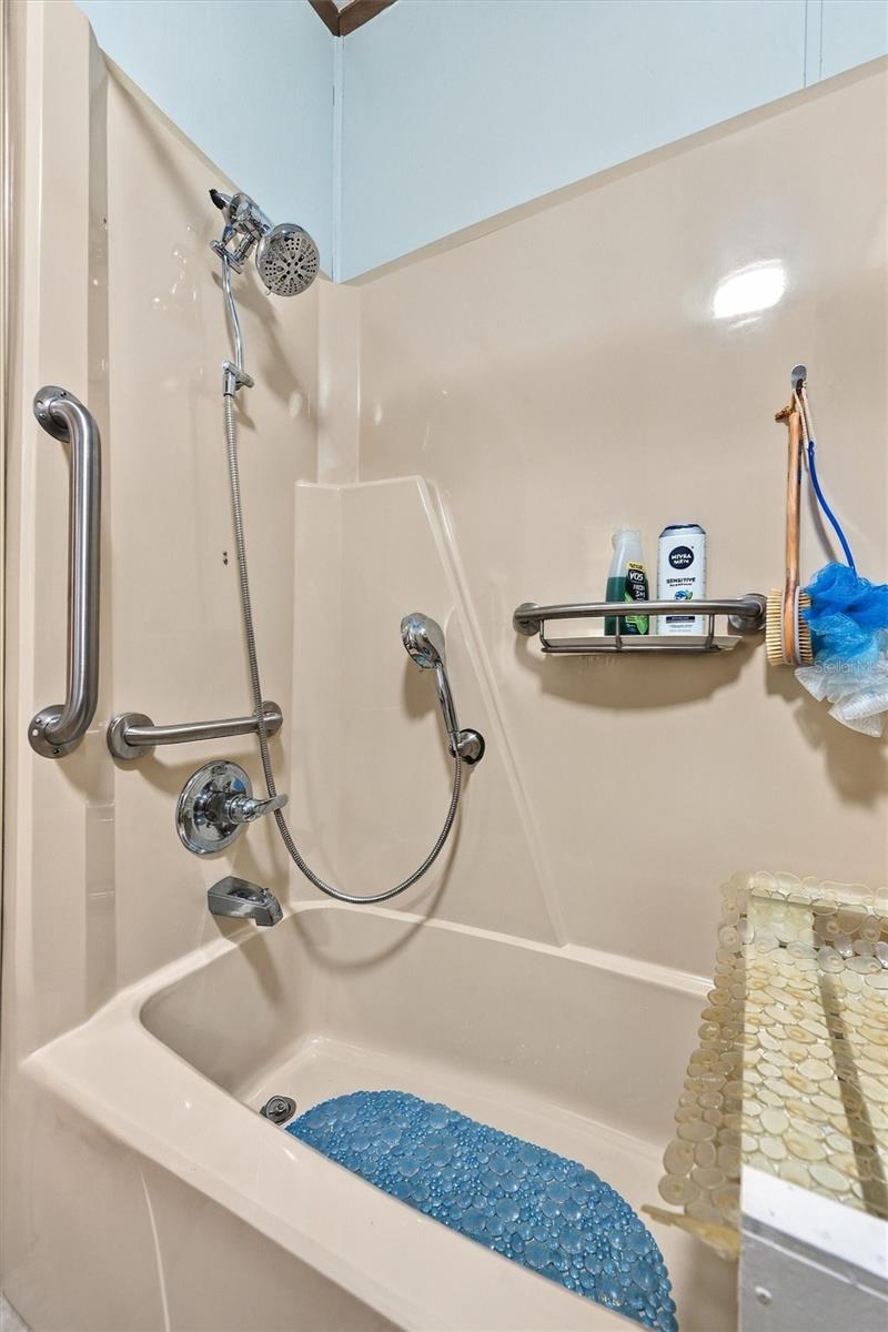 133 S Saint Thomas Cir Property Photo 20