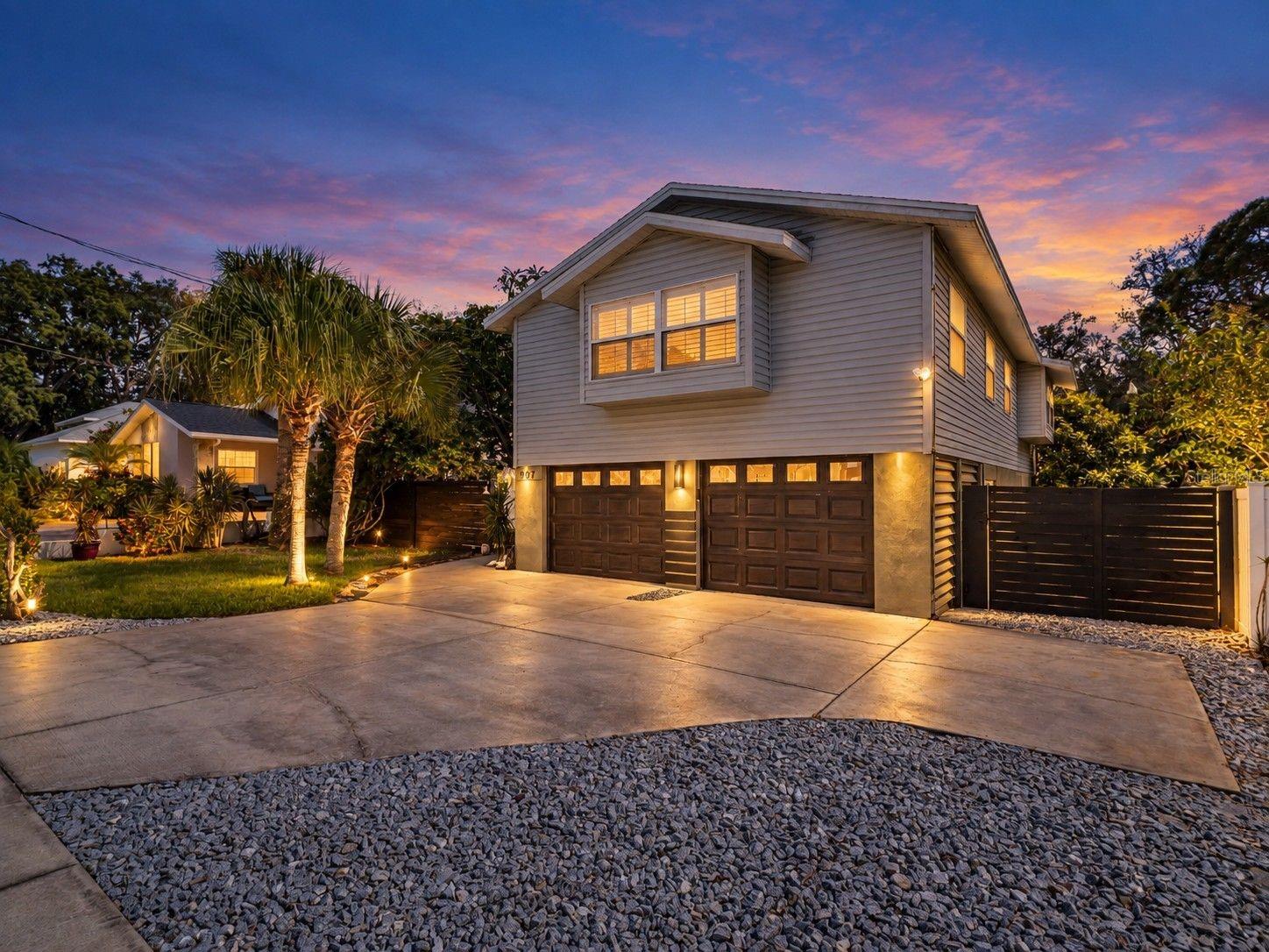 1907 Gulf Beach Blvd Property Photo 1
