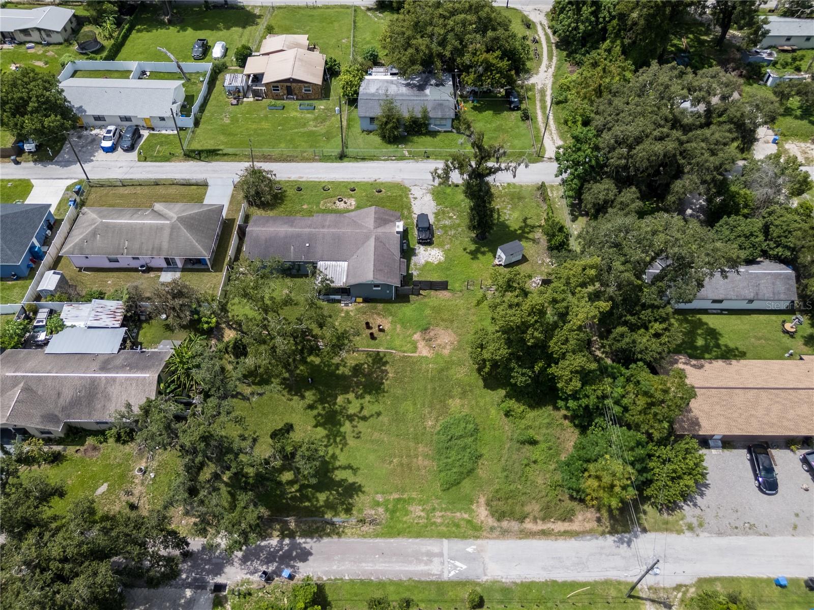 5217 Peach Ave Property Photo 9